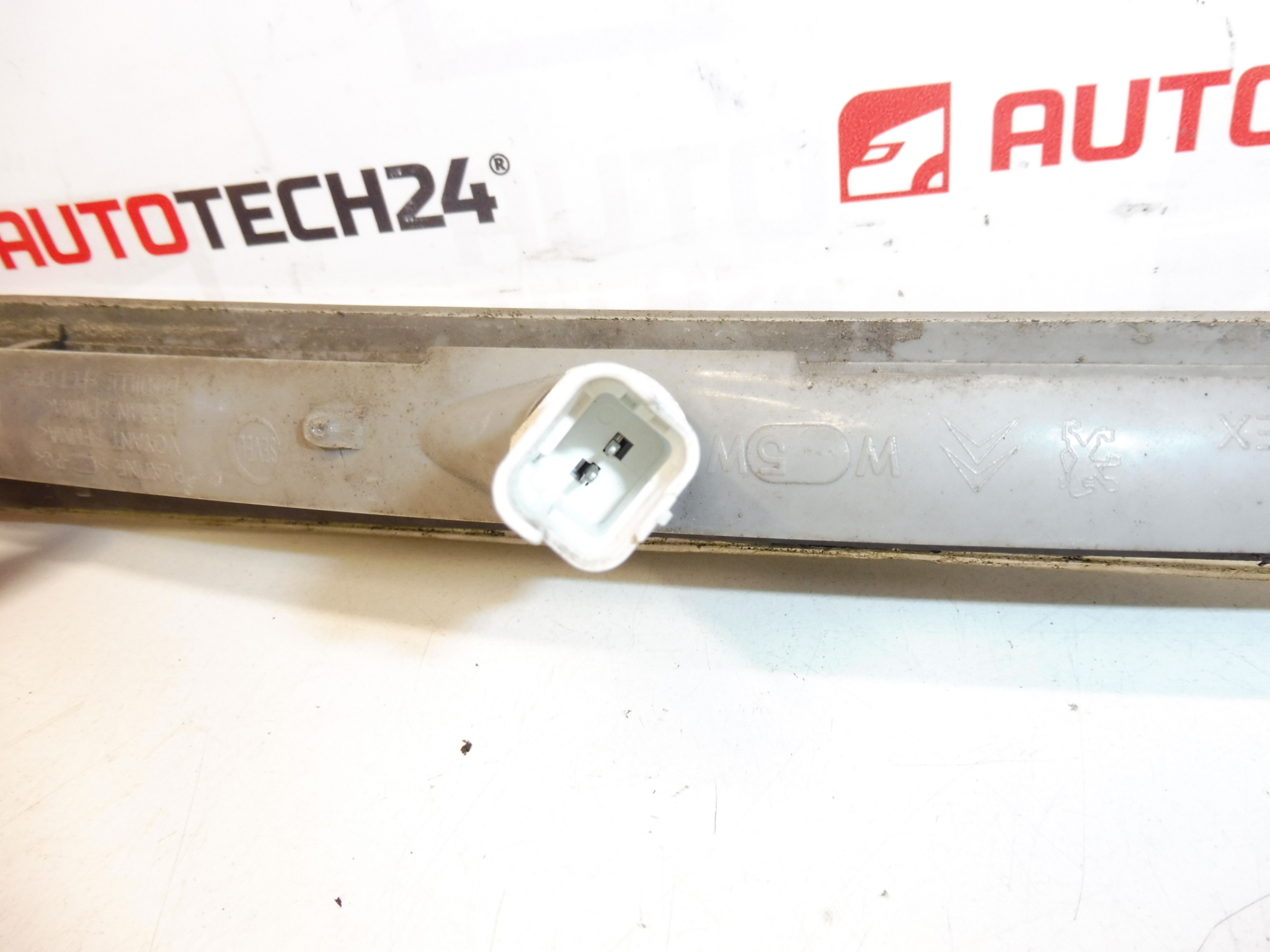 Oikea ajovalo Peugeot 807 630397