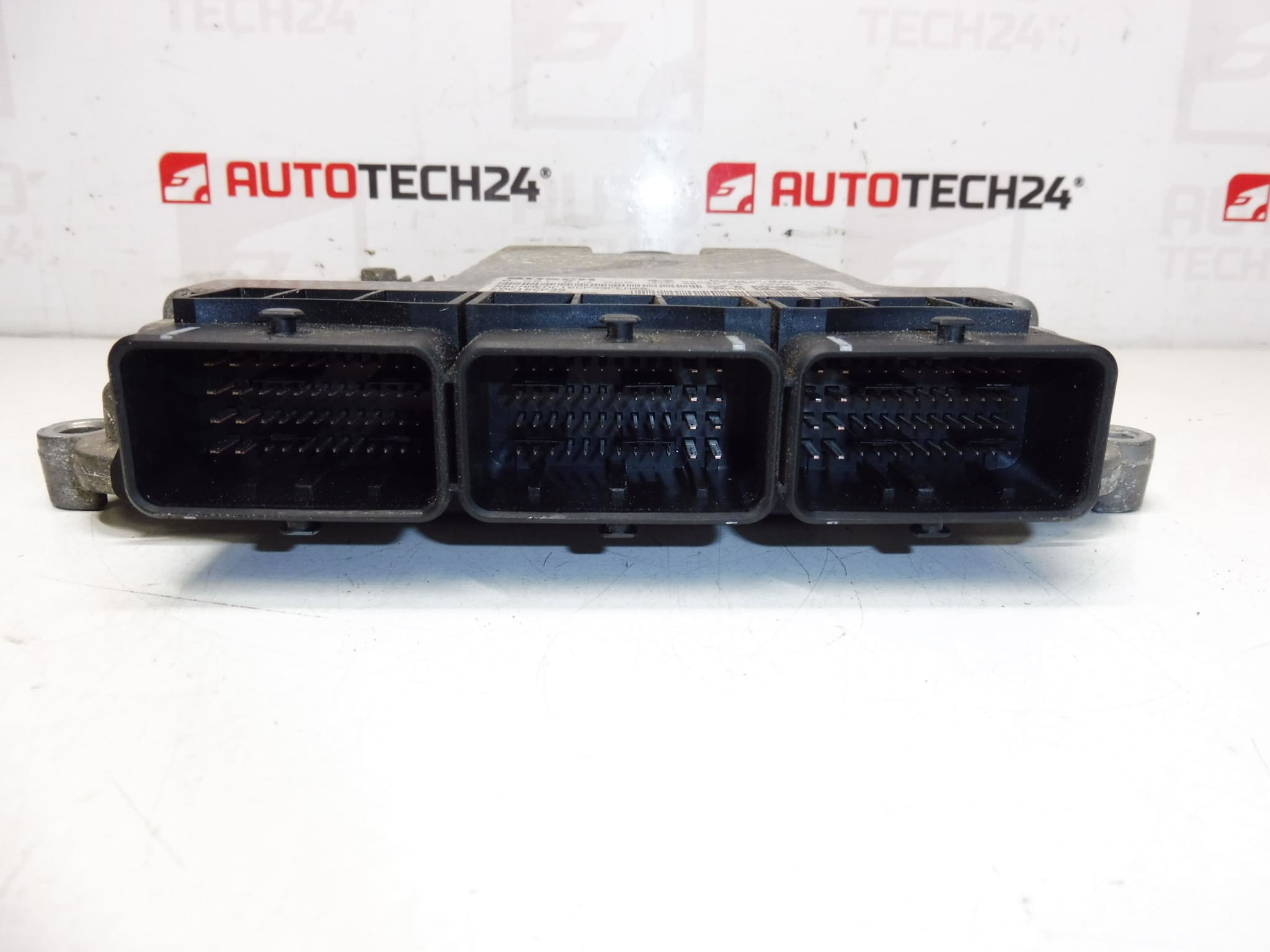 Bosch EDC16CP39 9665465280 0281013666 1943F2 - Image 2