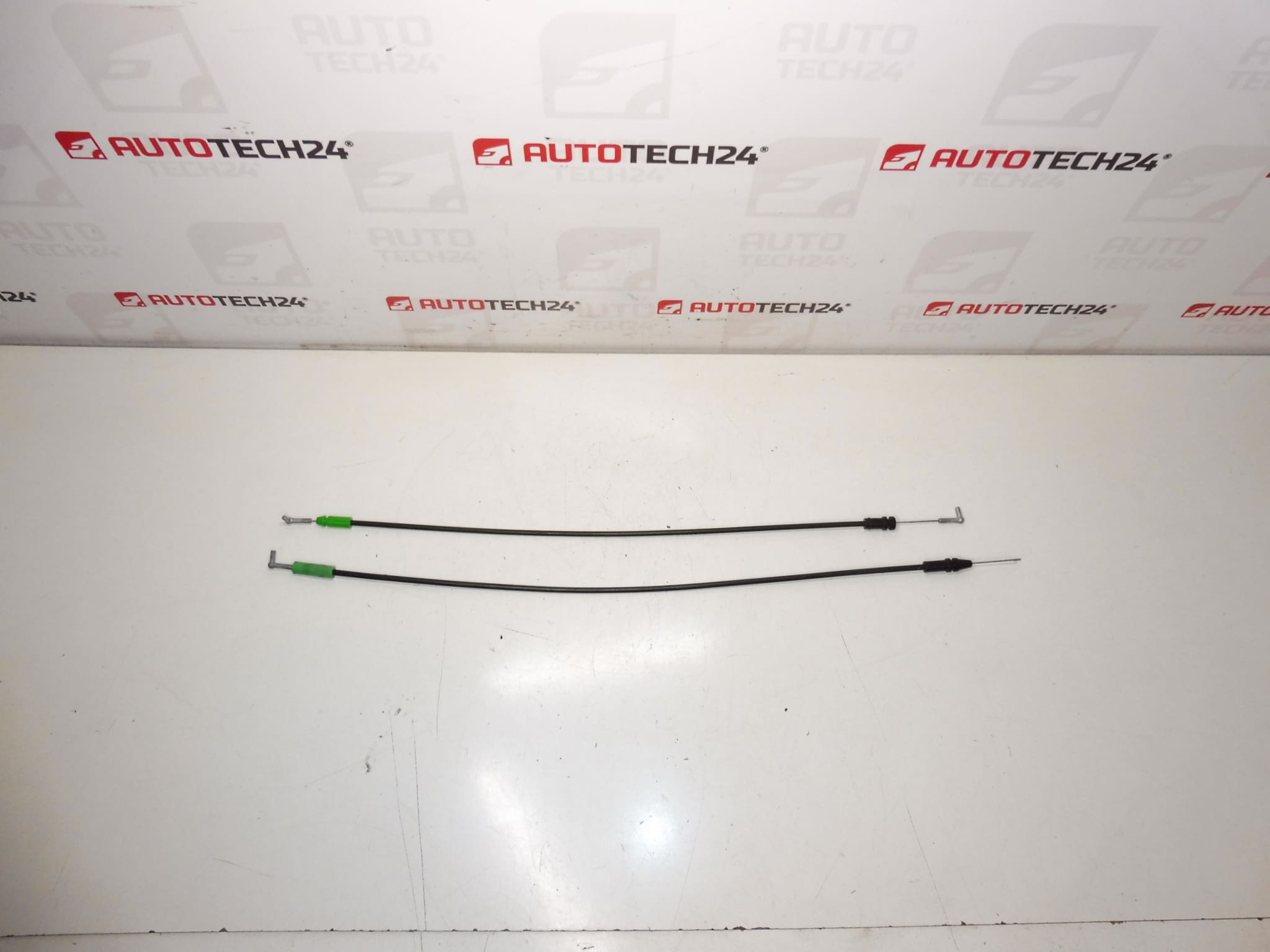 Vasen etuovekaapelit Citroën C-Crosser Peugeot 4007 9151CF 9151CH