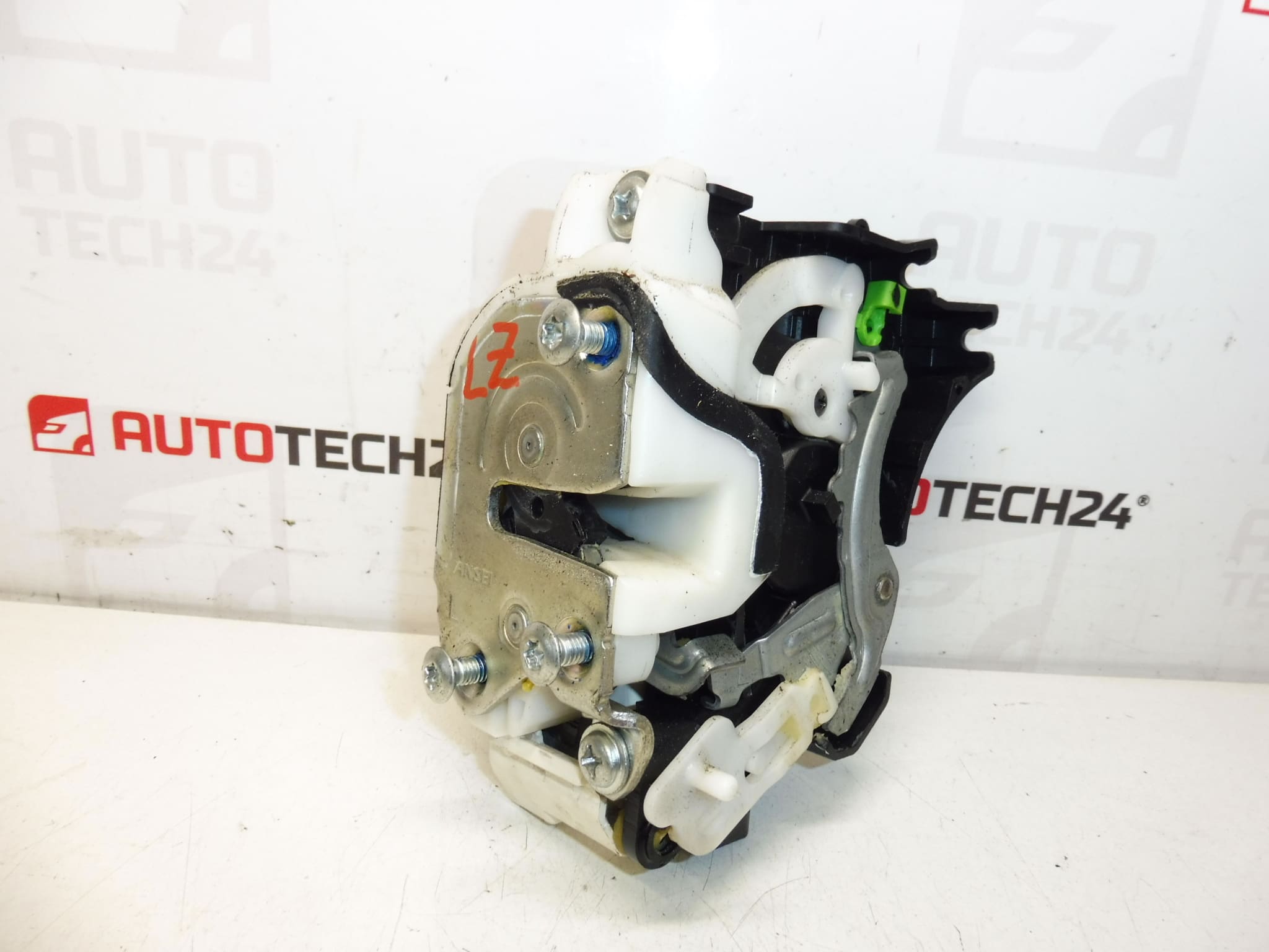 Vasemman takaoven lukko Citroën C-Crosser Peugeot 4007 9137N0 - Image 2