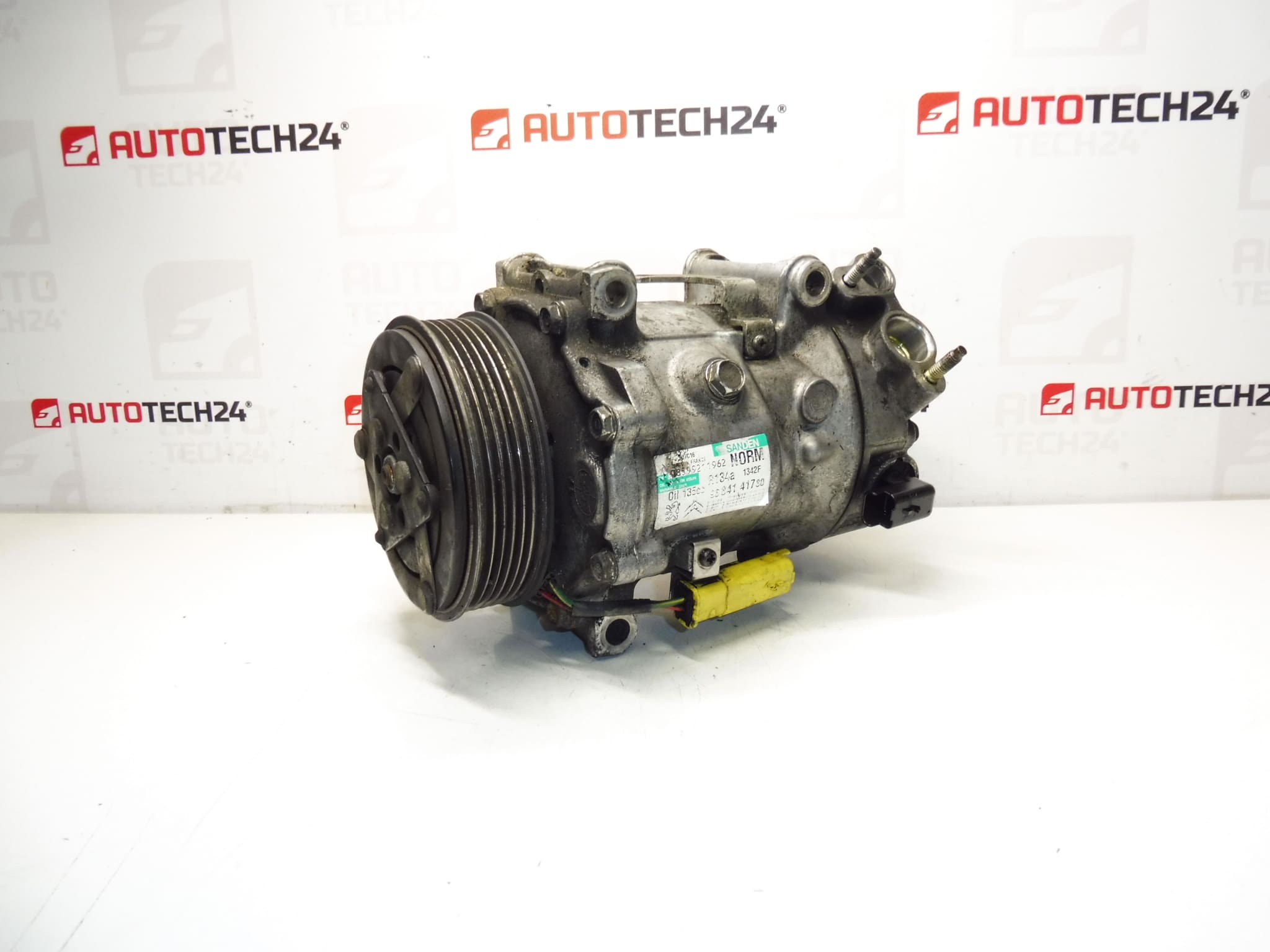 Ilmastointikompressori Sanden SD7C16 9684141780 1342F 6453ZS