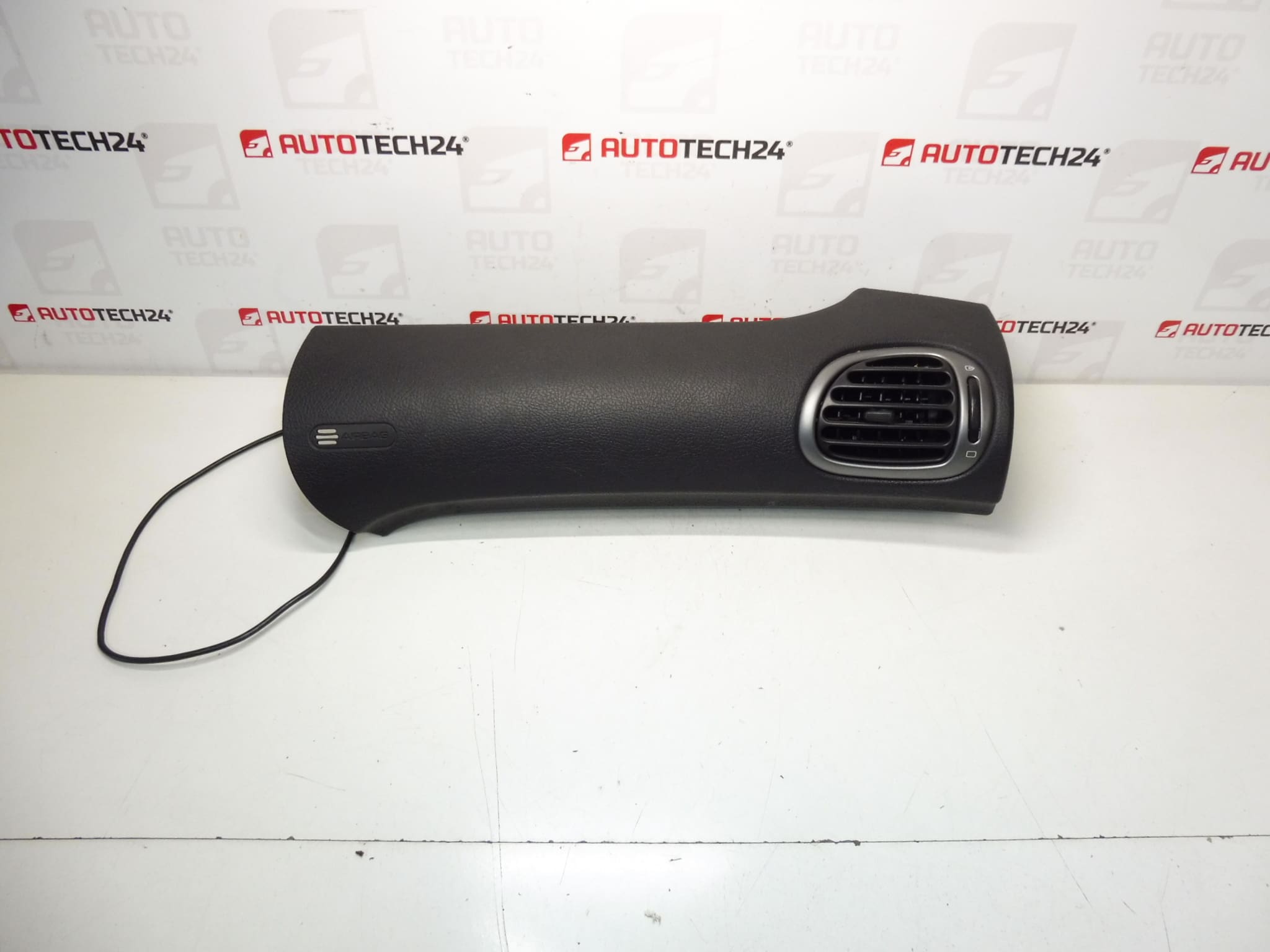 Matkustajan turvatyyny Peugeot 206 9683503180 8226TS