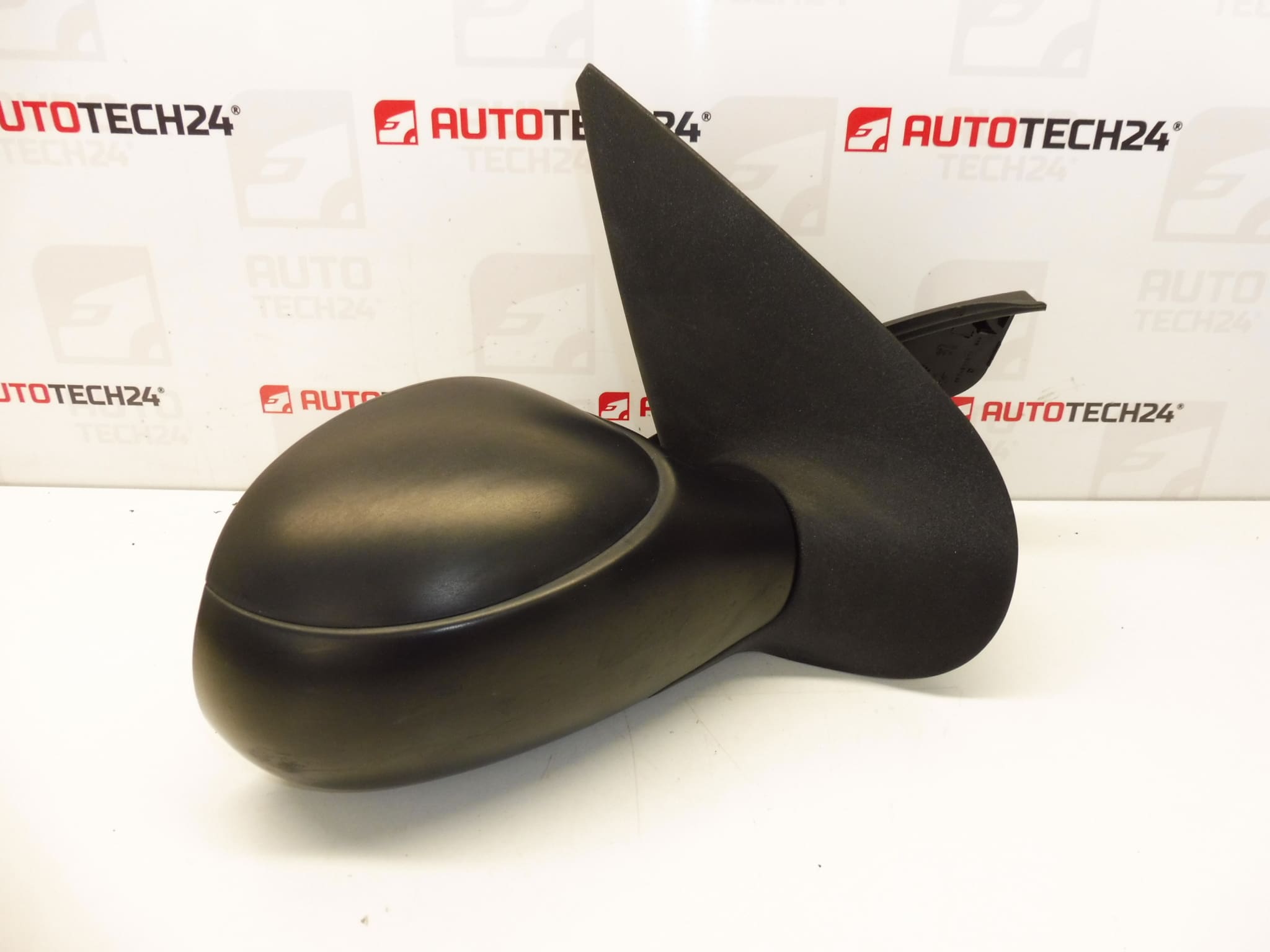 Oikea peili Peugeot 206 96437171XT 8148XY