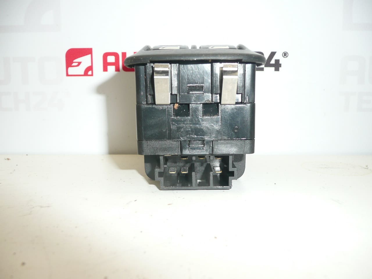 Peugeot 206 6552WQ Ikkunanhallinta - Image 2