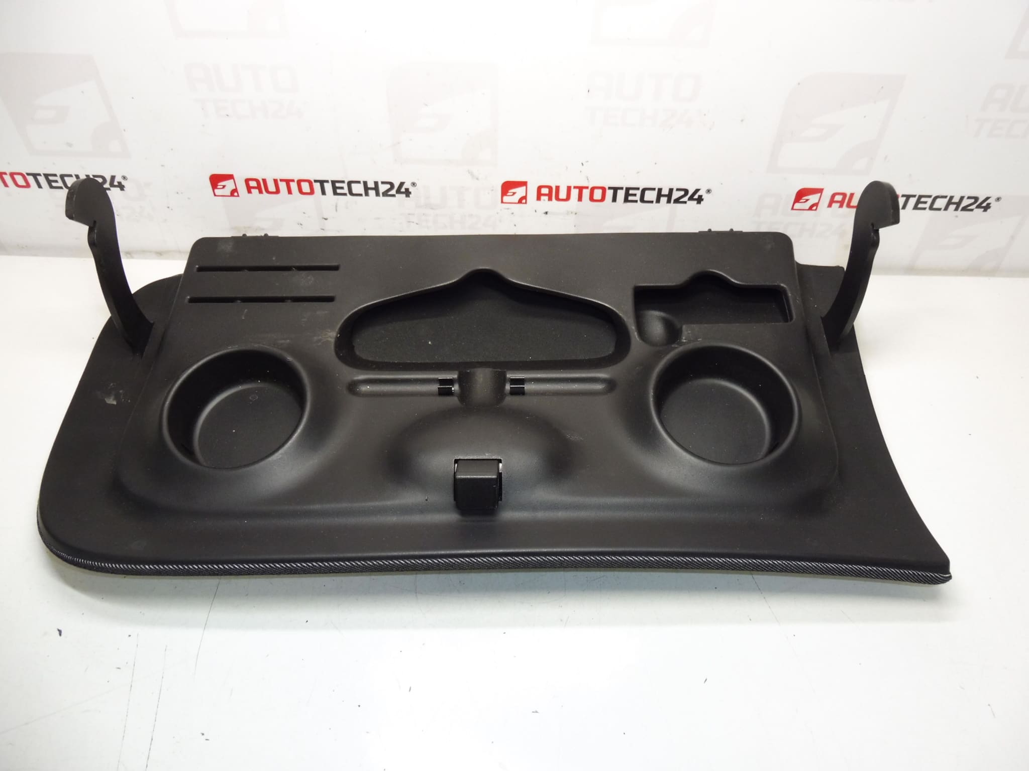 Peugeot 206 hansikaslokeron kansi 96841349CY 8218VH - Image 2