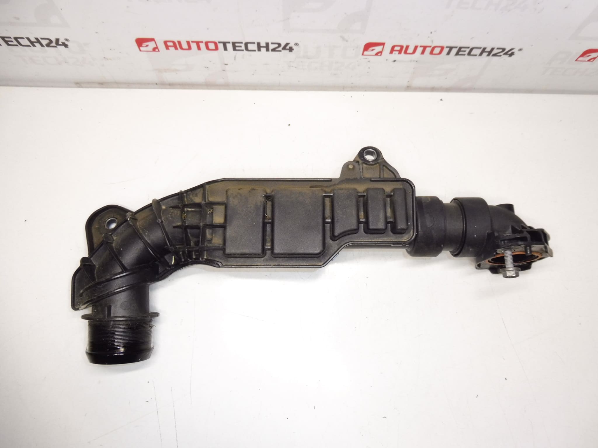 Ilmaliitäntä 1.5 HDI Citroën Peugeot 9810958280 - Image 2