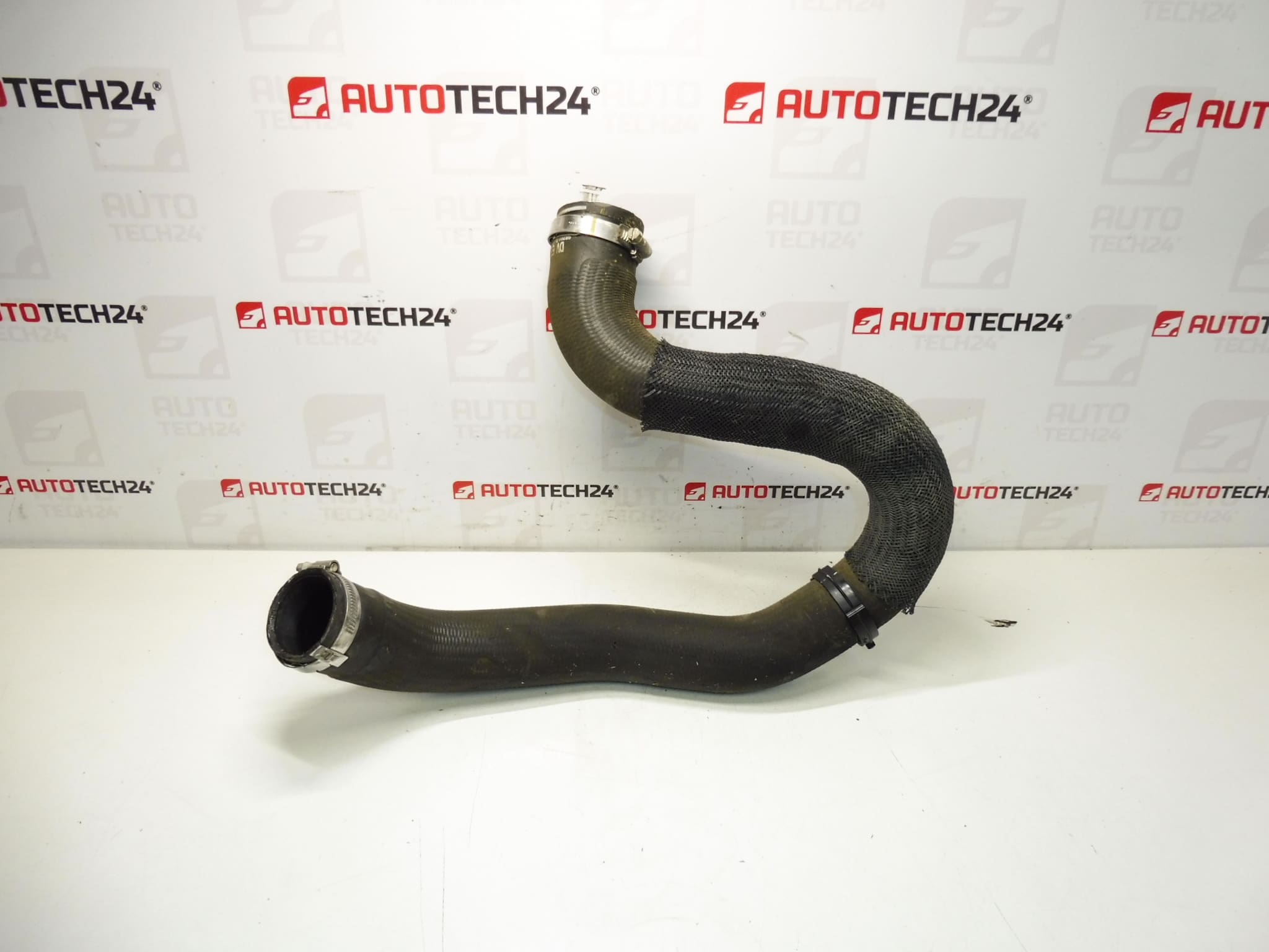 Ilmaliitäntä 1.5 HDI Citroën Peugeot 9820100780