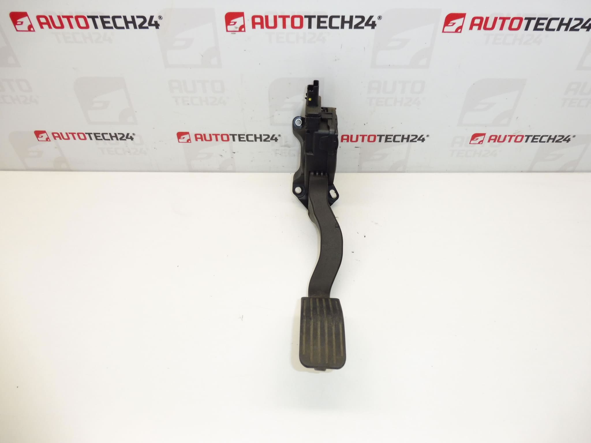 Kaasupoljin Citroën Peugeot 6PV009083-00 9680756880 1601AW