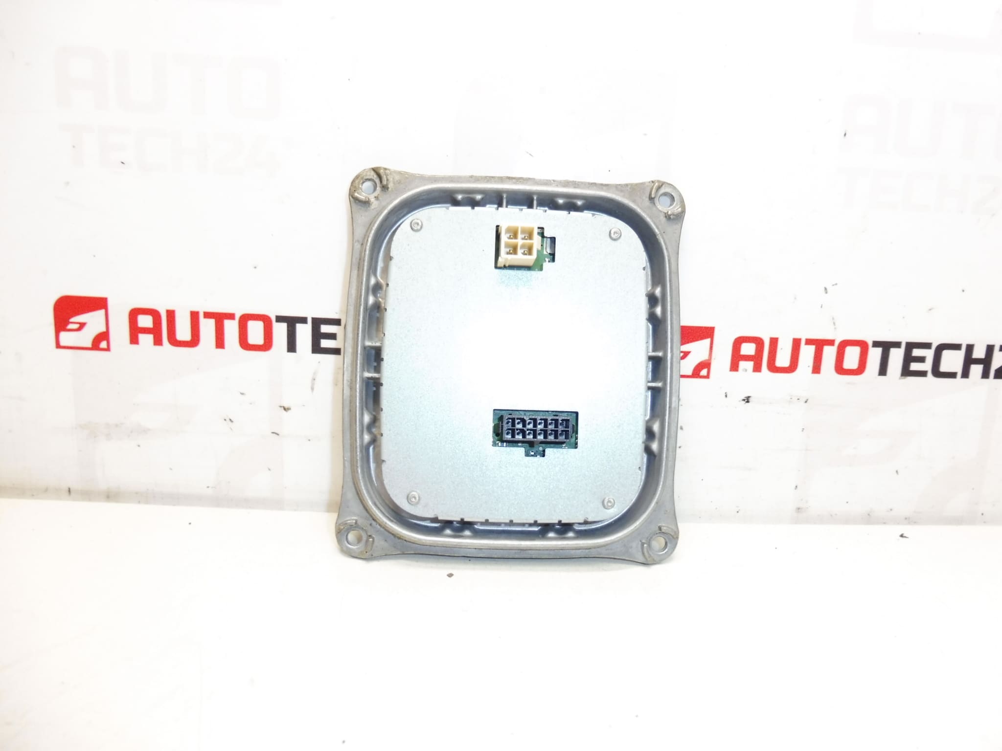 Peugeot 308 T9 LED-ajovaloyksikkö 1610426880 130732940400 - Image 2