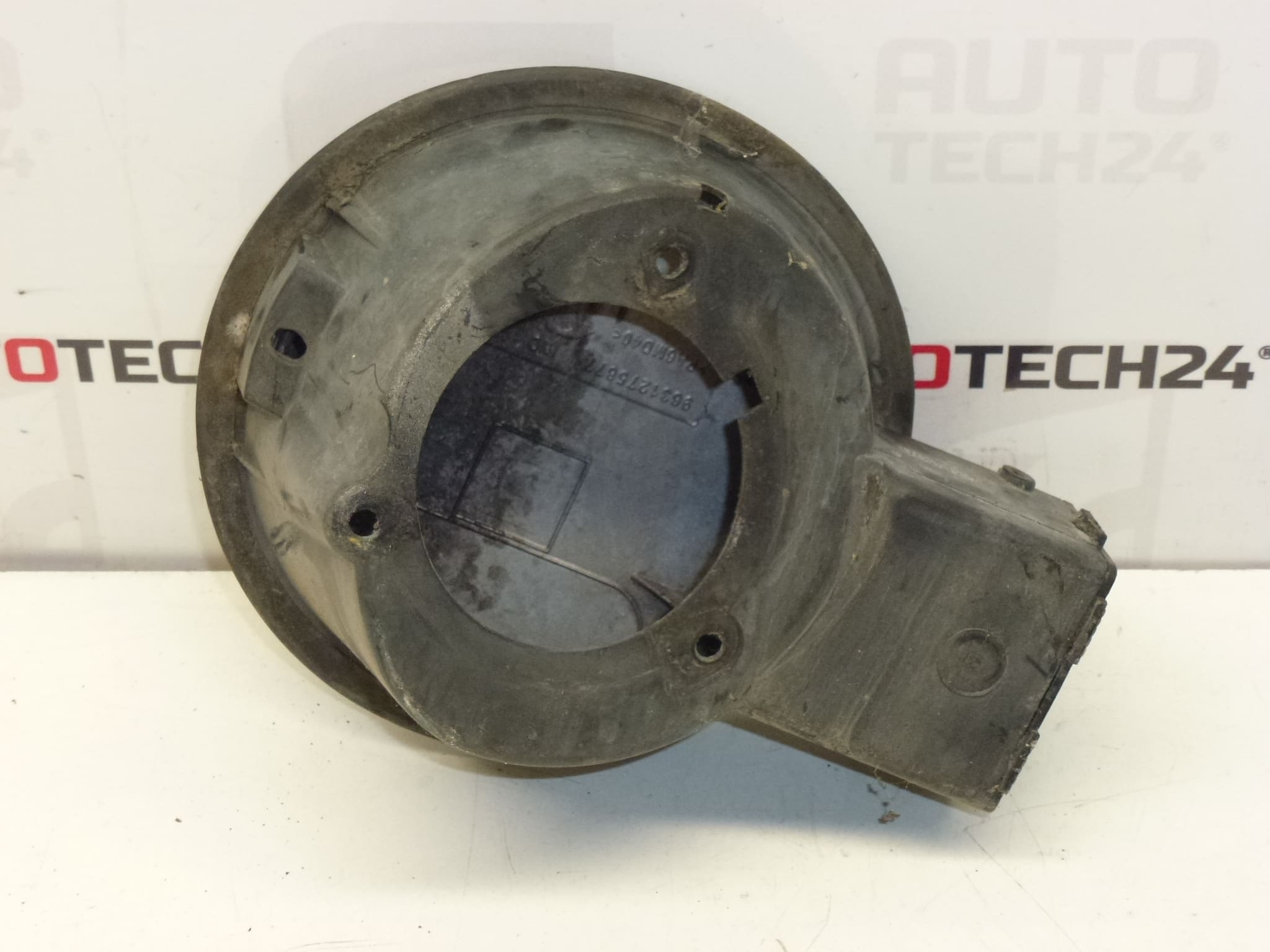 Tankin korkki Citroën Xsara Picasso KNAC 9631275877 151780 - Image 2