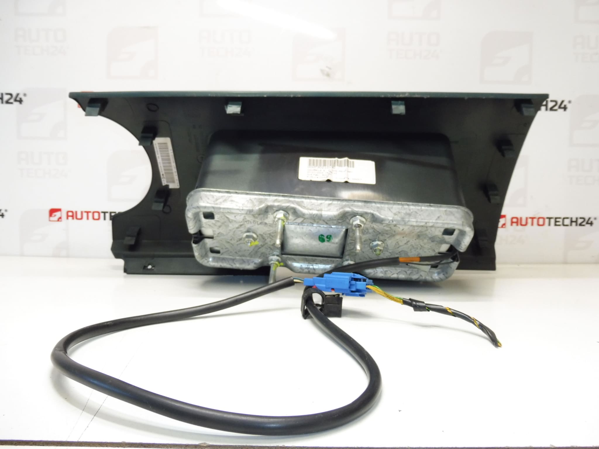 Turvatyyny Citroën Berlingo II vihreä 9646461777 8216T1 - Image 2