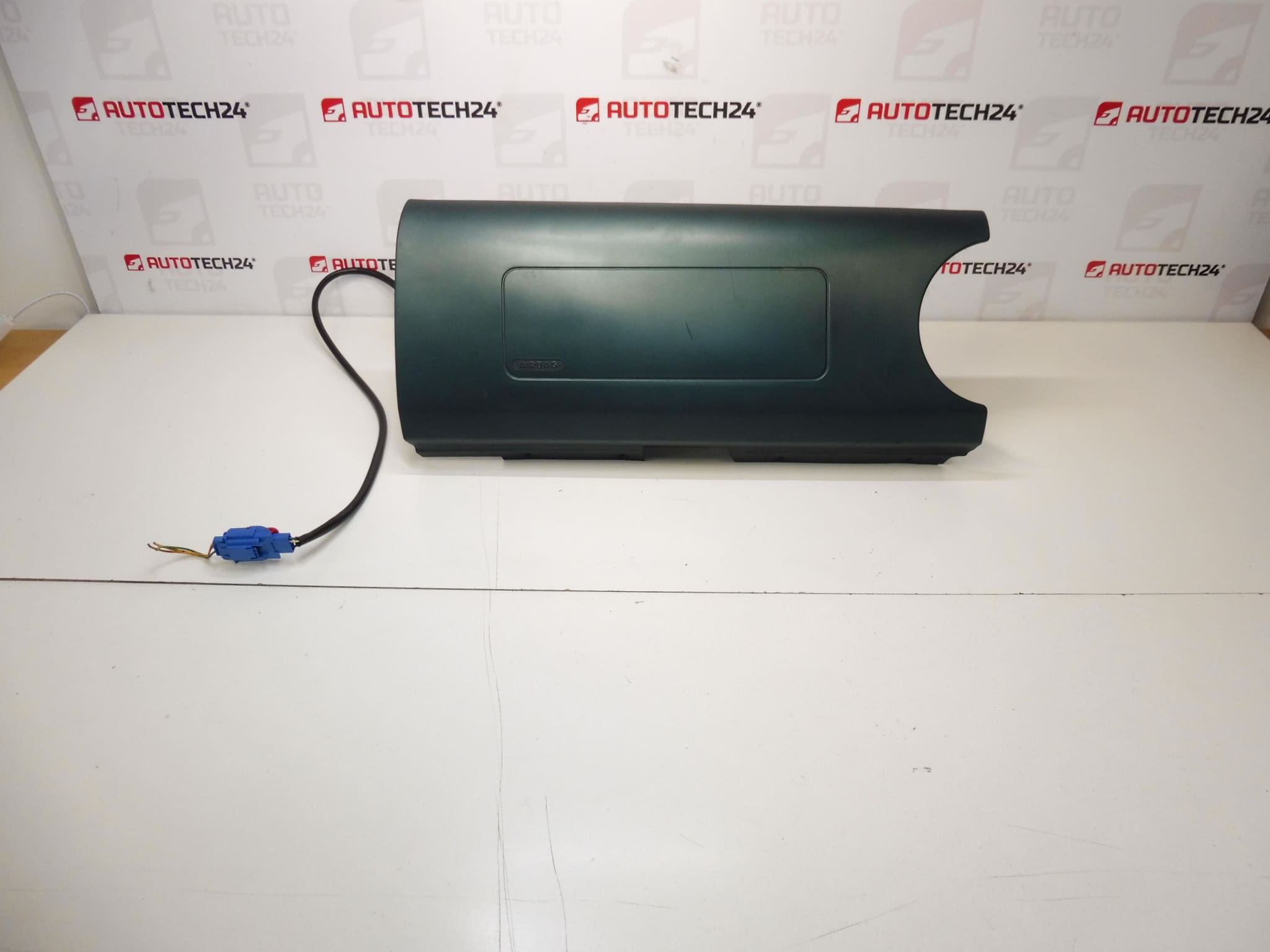 Turvatyyny Citroën Berlingo II vihreä 9646461777 96460169RT0R