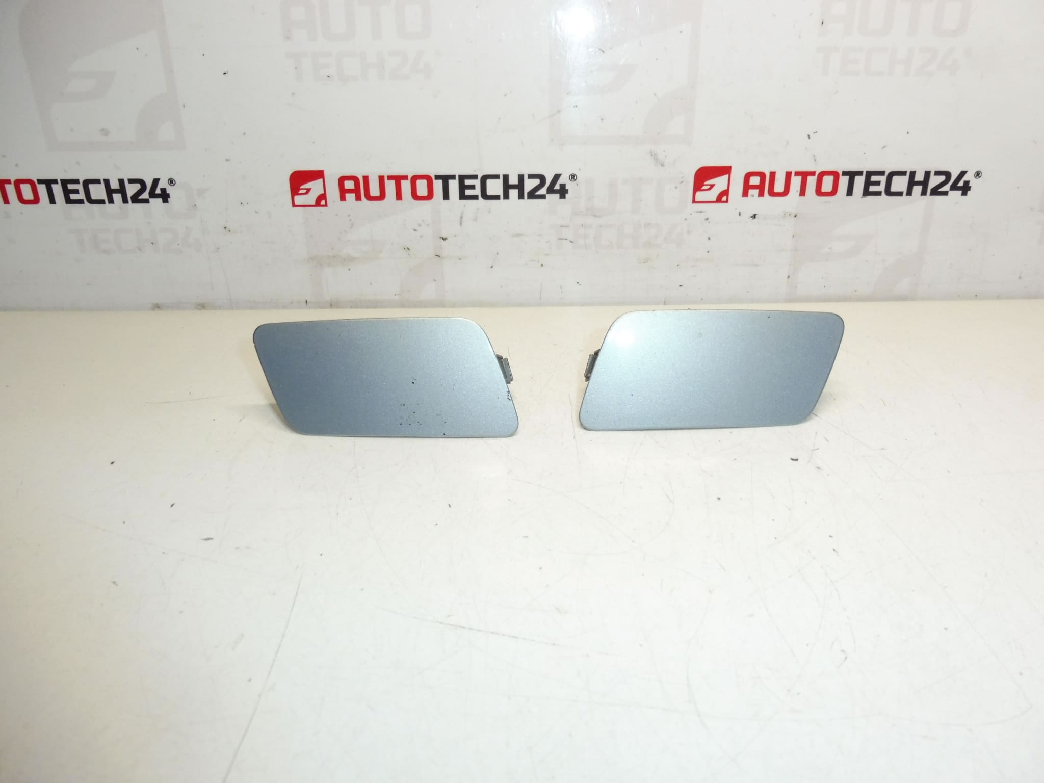 Ajovalojen pesurin korkit EYLC Citroën C5 II 7414JC