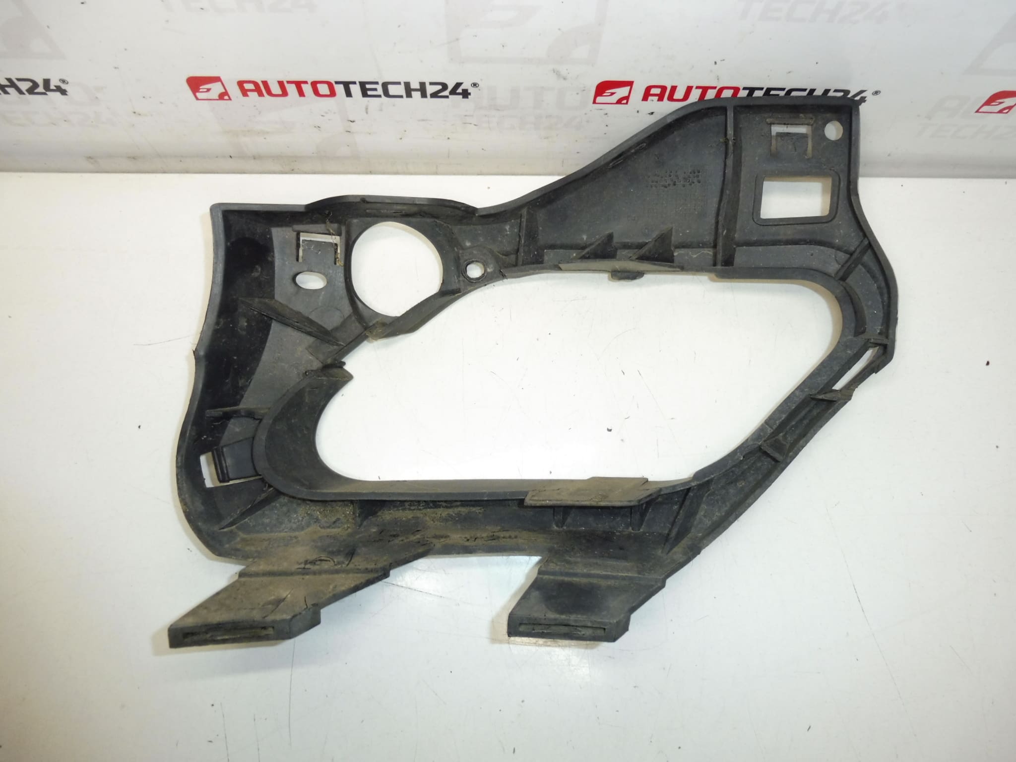 Citroën C4 Coupe oikean takasumuvalon runko 7414KE - Image 2