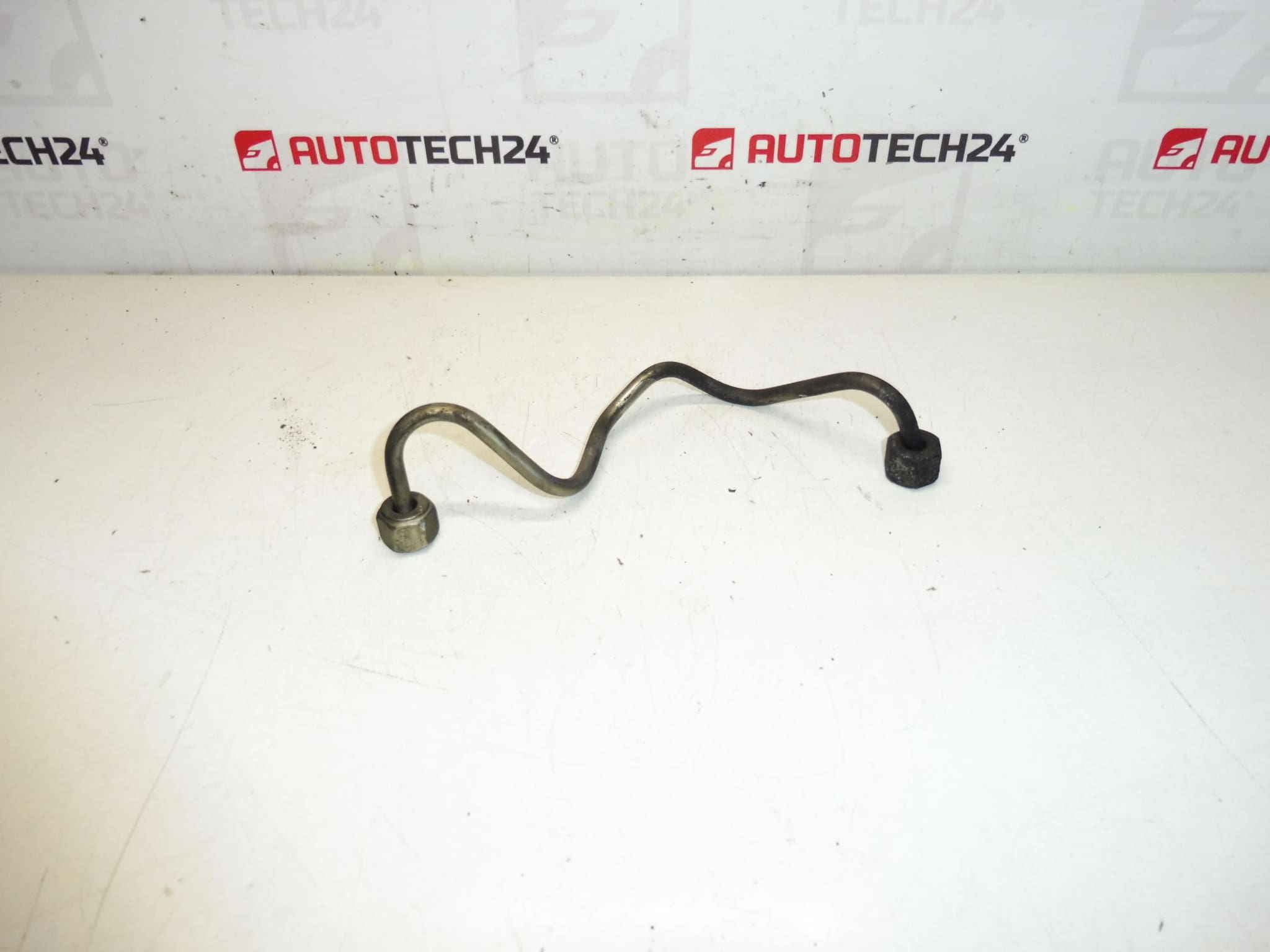 Poistoputki Citroën Peugeot 1570J6 ruiskutukseen