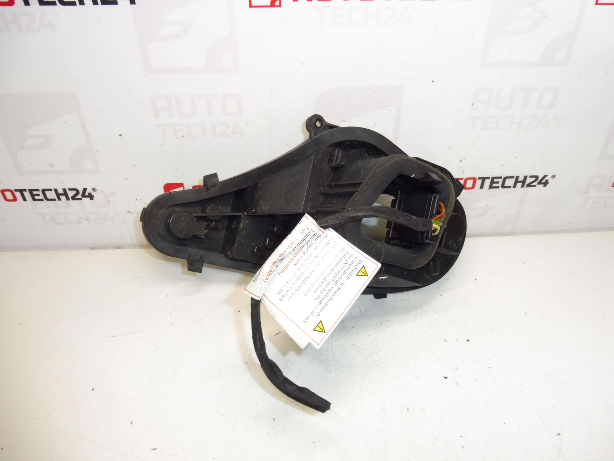 Perus oikea takavalo ulkoinen Citroën C4 II 6351KS - Image 2