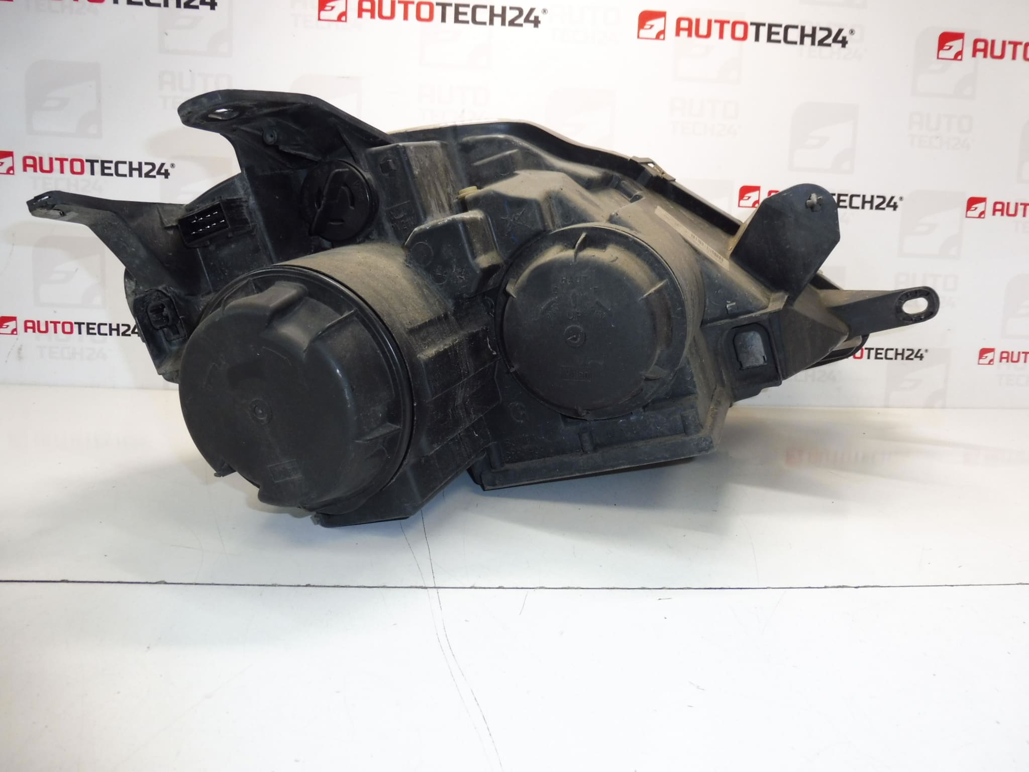 Vasen etuvalo Xenon Citroën C8 1494320080 89006373 620816 - Image 2