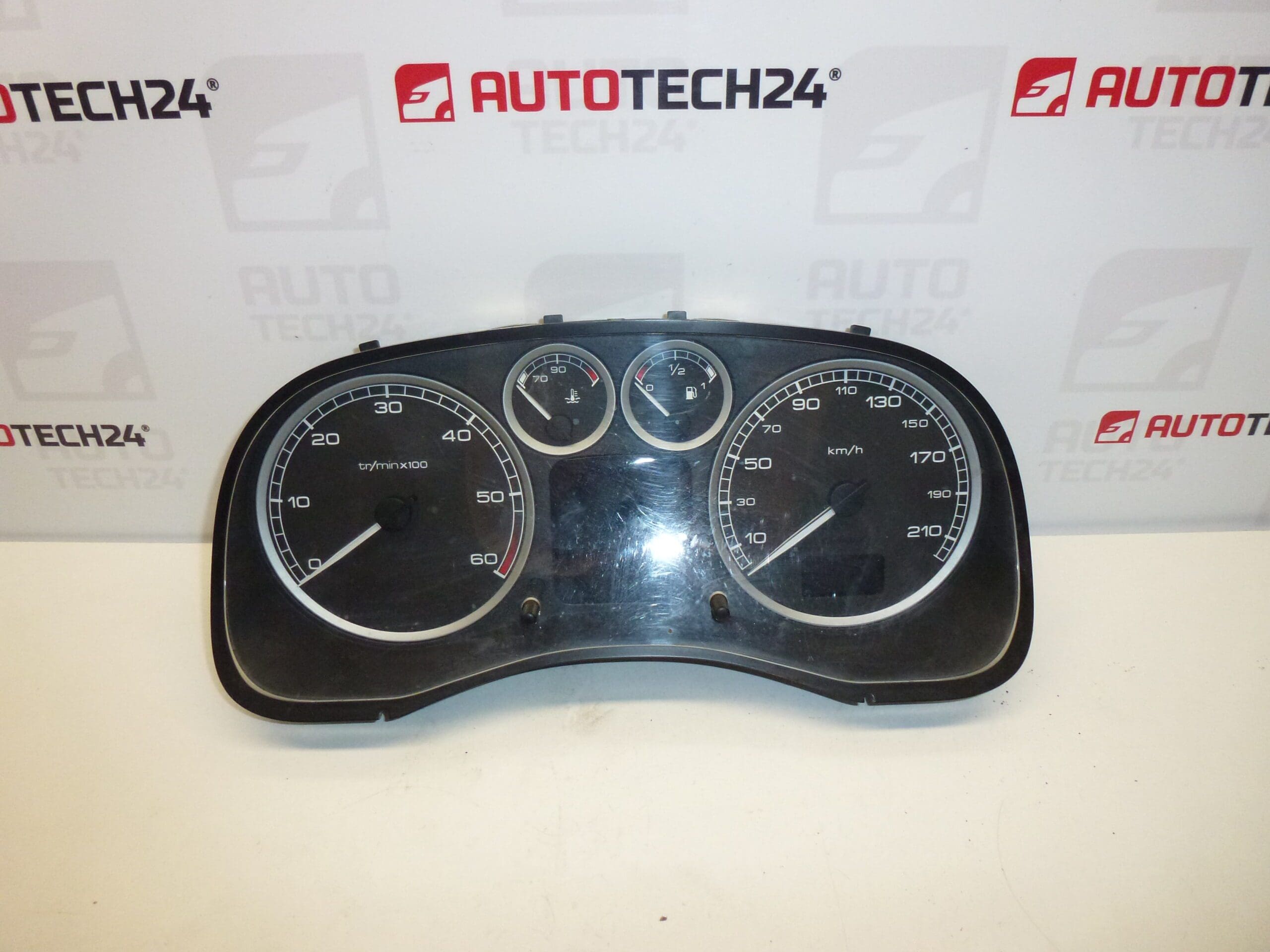 Peugeot 307 168 tuhat km matkanopeusmittari 9651299680 6104ZS