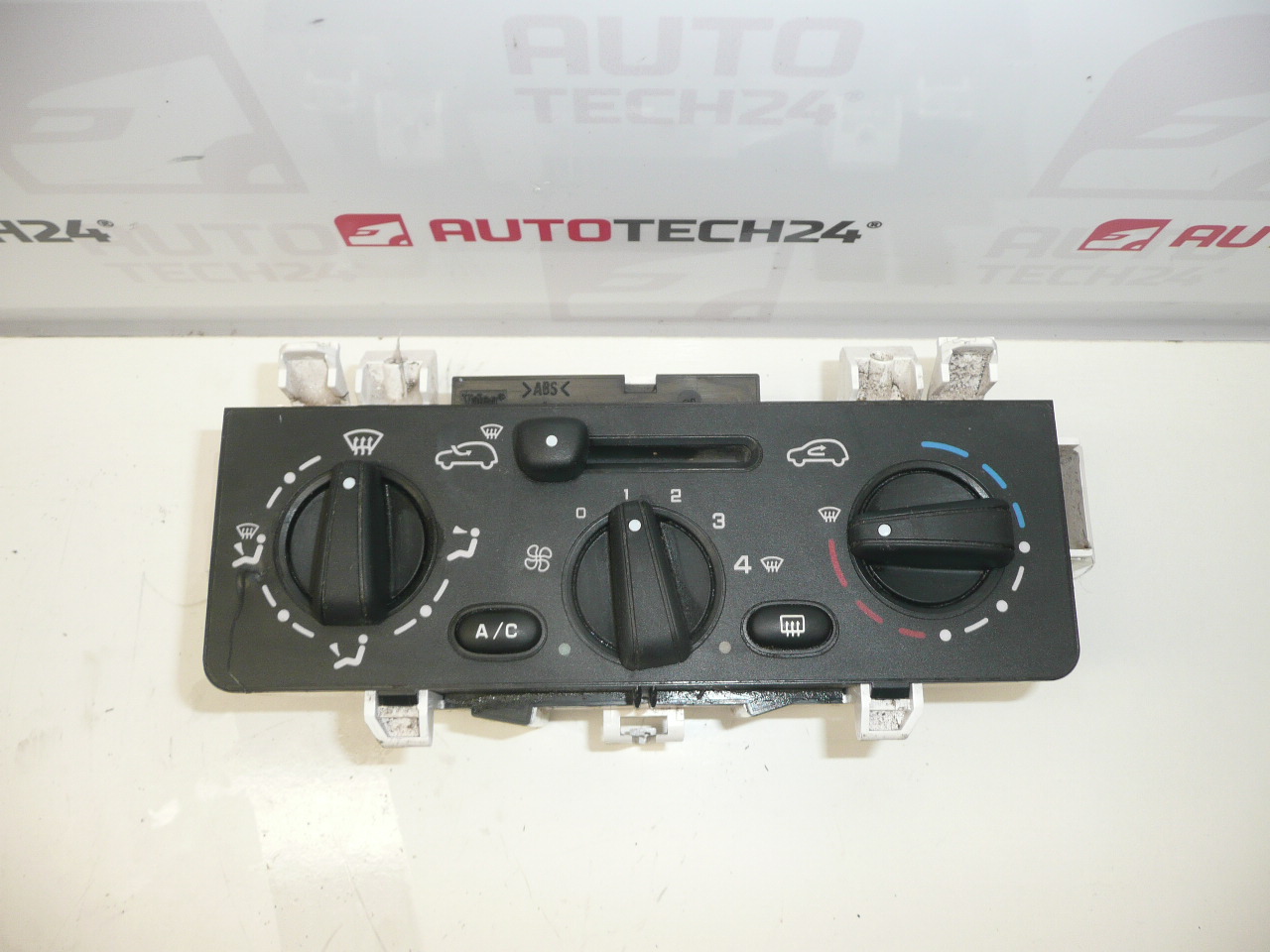 Ilmastoinnin lämmönsäädin Citroën C2 C3 F664479W 6451KR