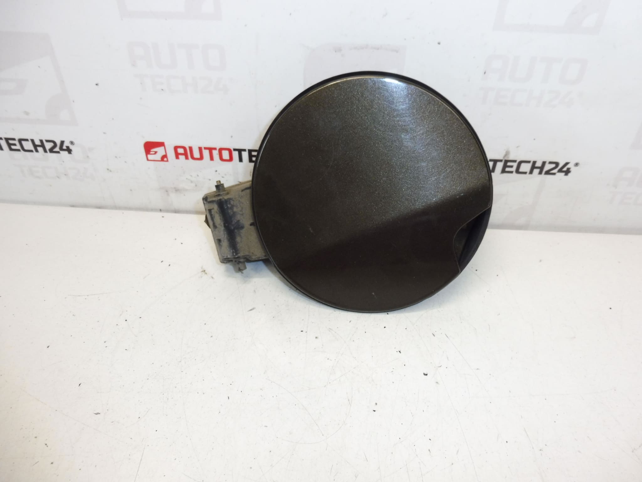 Polttoainesäiliön korkki KDK Citroën C3 II A51 1517H3
