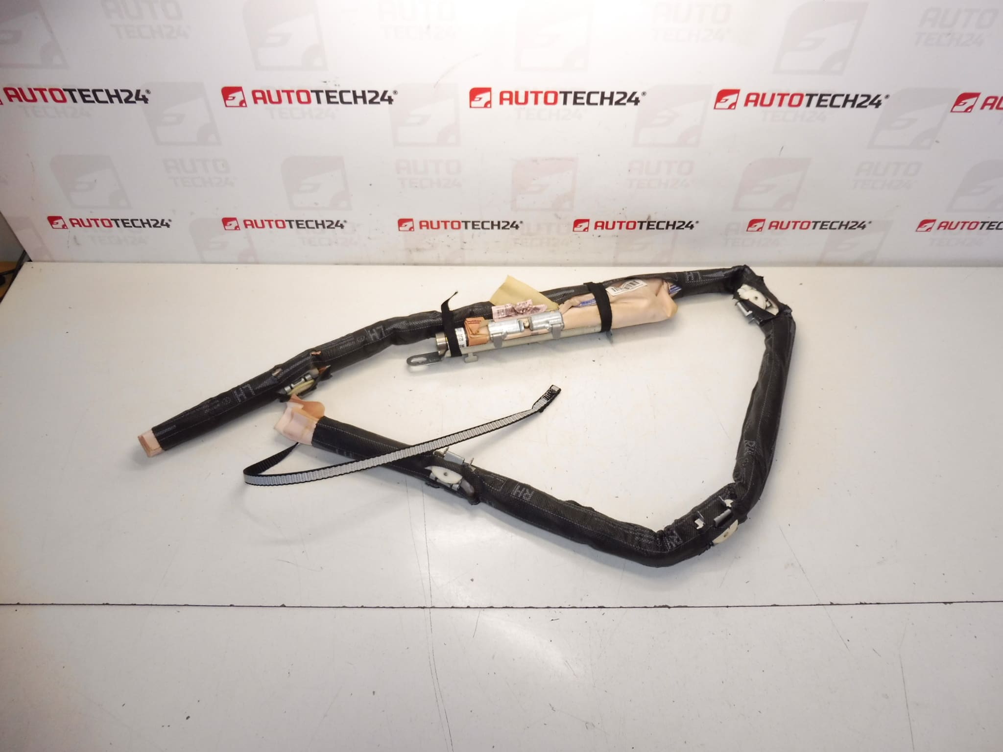 Sivuturvatyyny oikea Citroën C3 II A51 9672465480 8216ZR