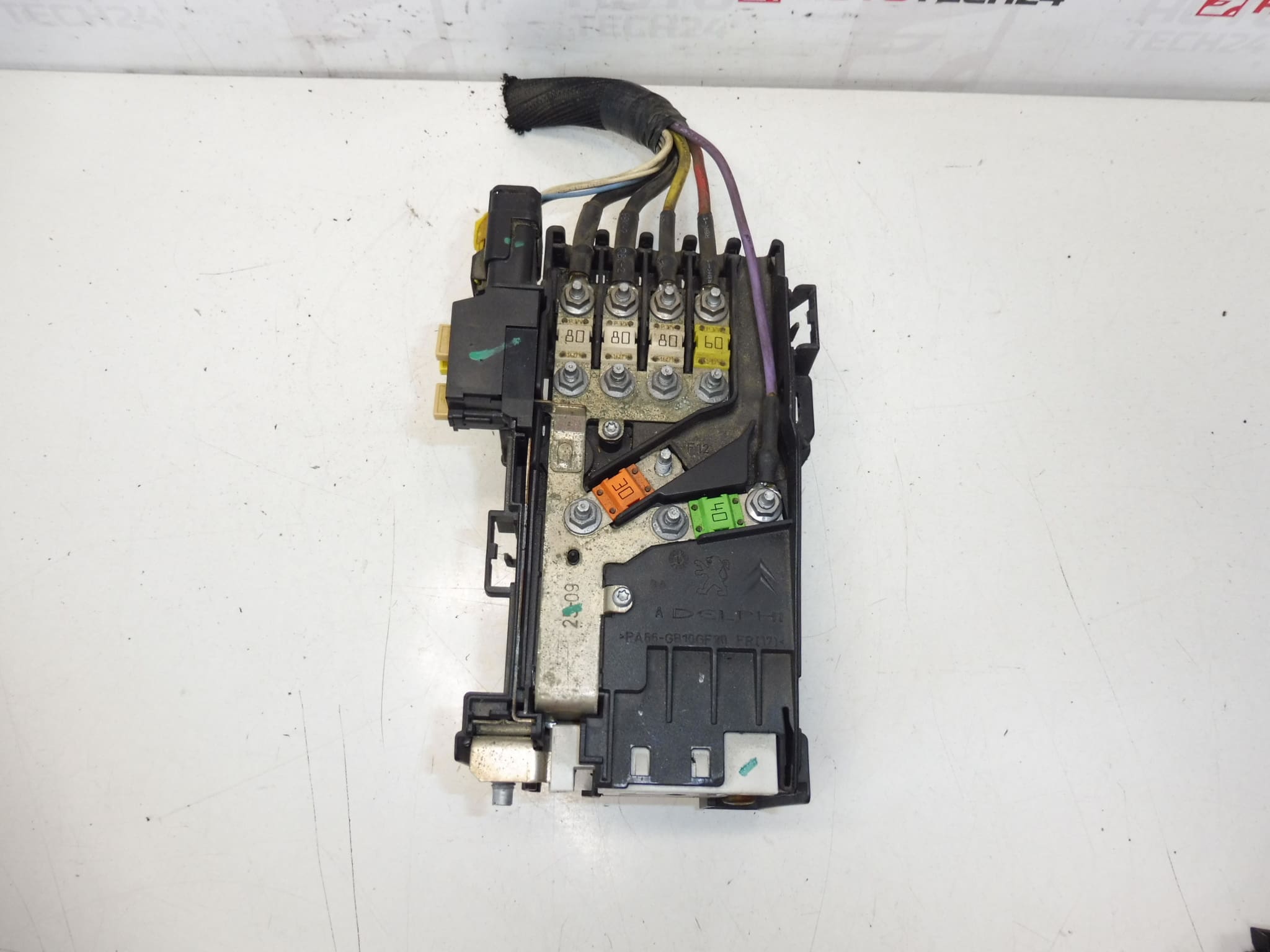 Sulakemoduuli Citroën Peugeot 9666527680 28236841 6500GR