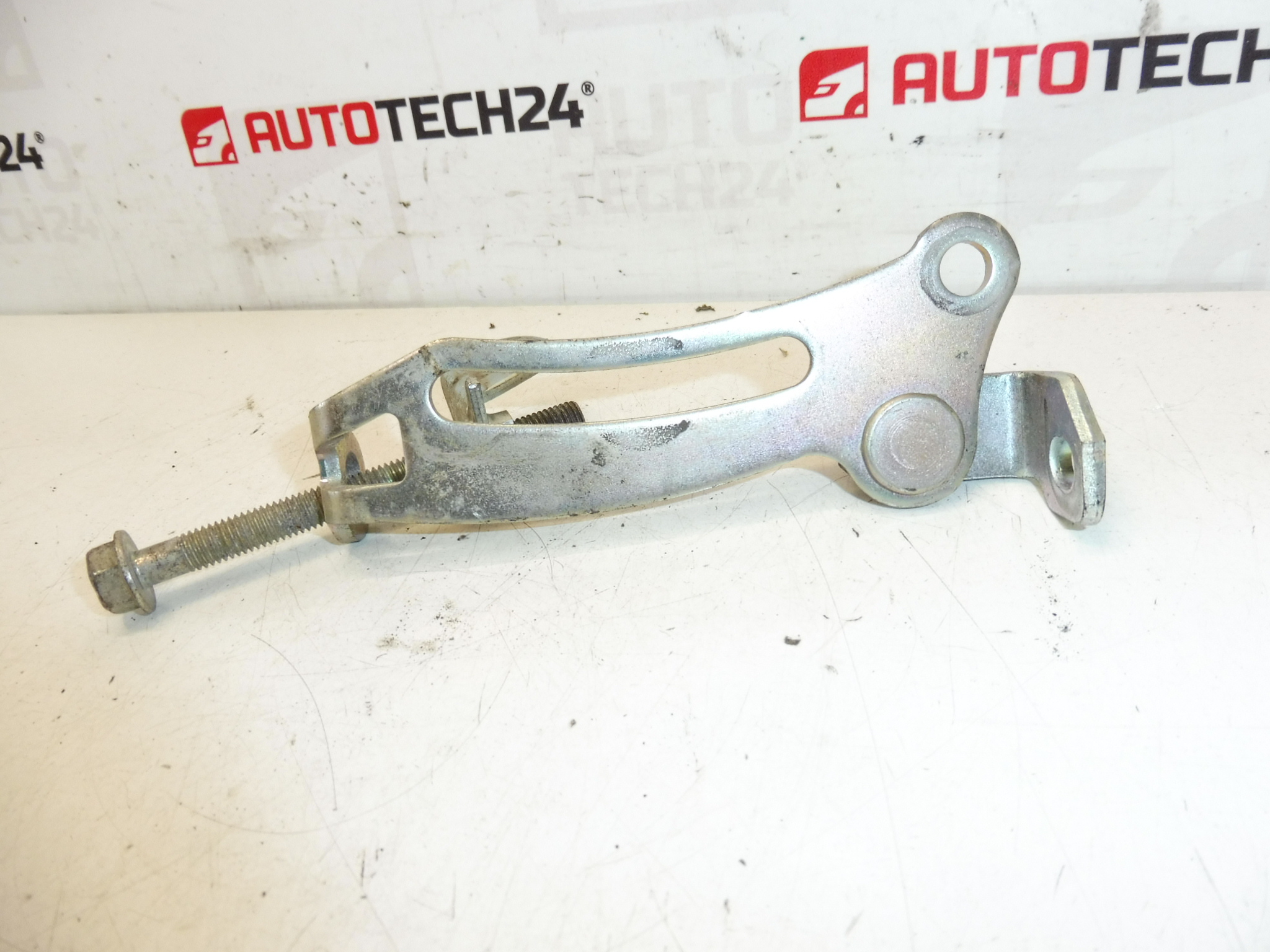 Hihnan kiristin Citroën C1 Peugeot 107 128143 5708A0 6822QX