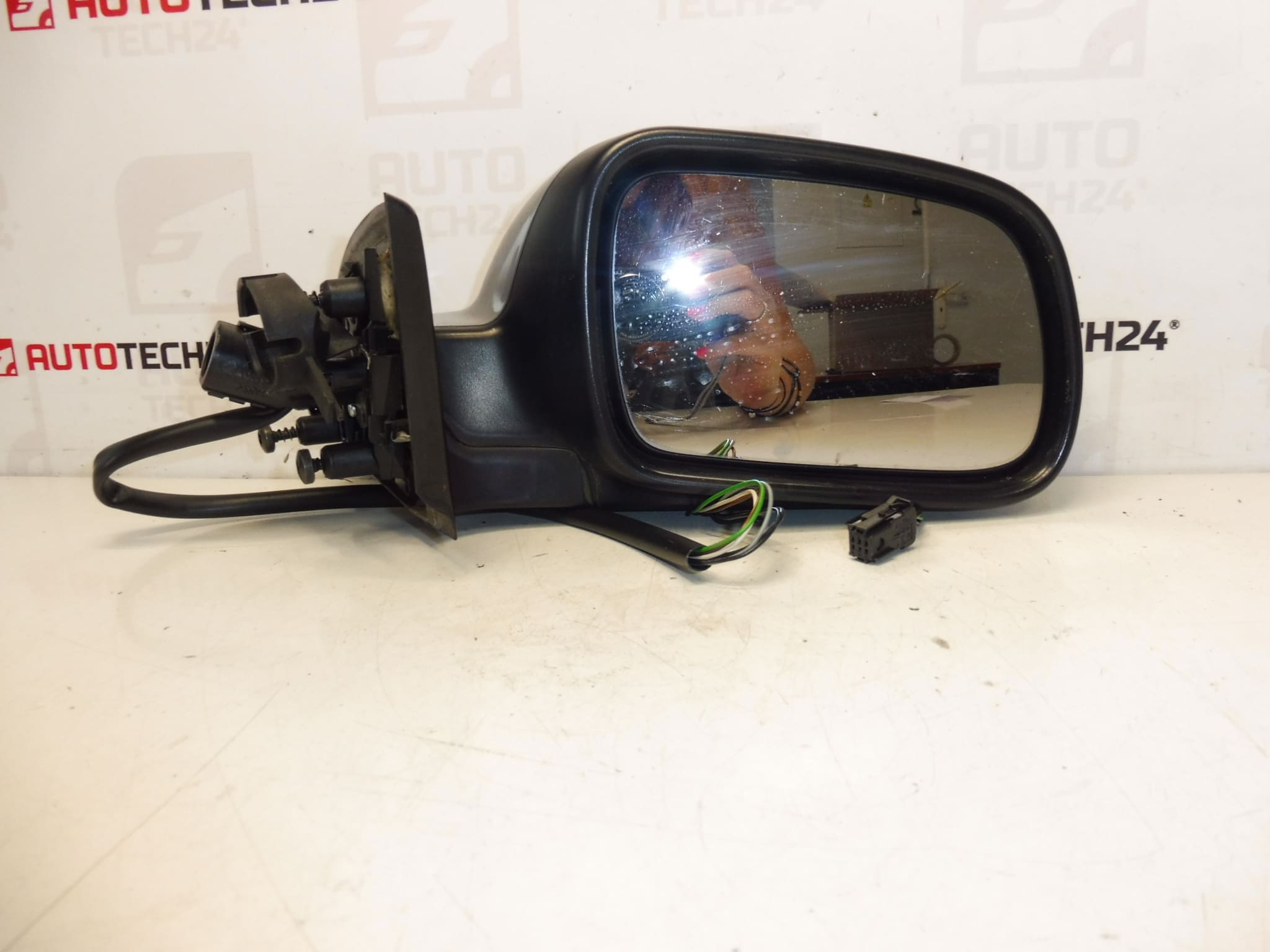 Oikea peili Peugeot 307 EZAC 8149AX - Image 2