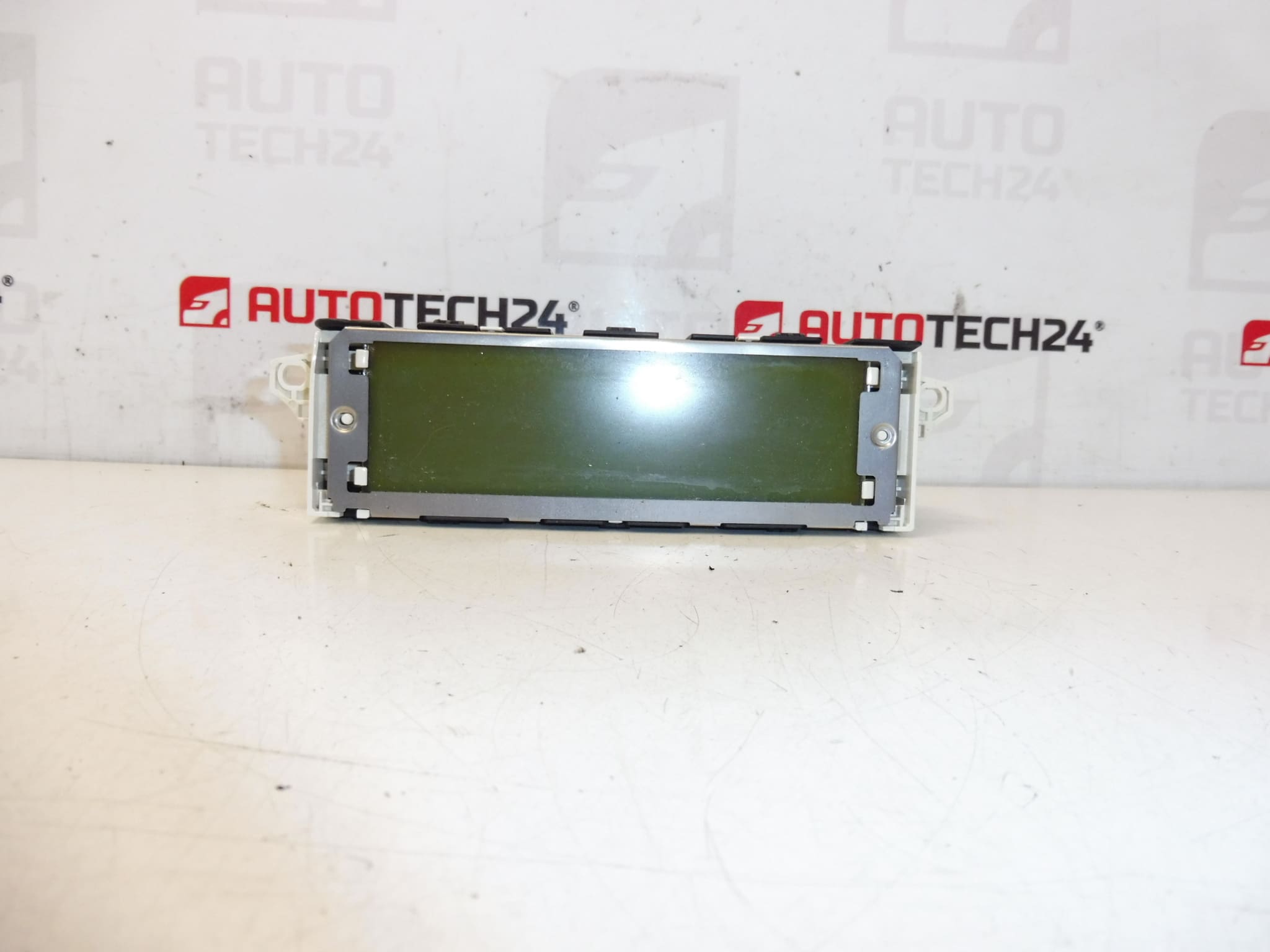 Peugeot 407 tietokoneradion näyttö 9678150980 659349