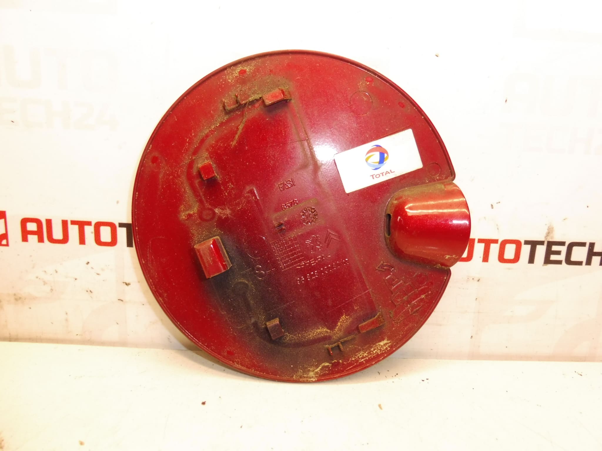 Tankin kannen kansi EPYD Peugeot 3008 9682803080 1517G9 - Image 2