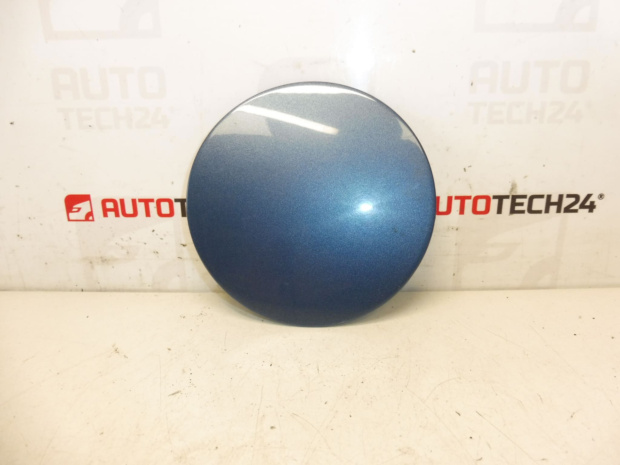 Tankin kannen kansi KGQC Citroën C4 Grand Picasso 9654052080 1517E4