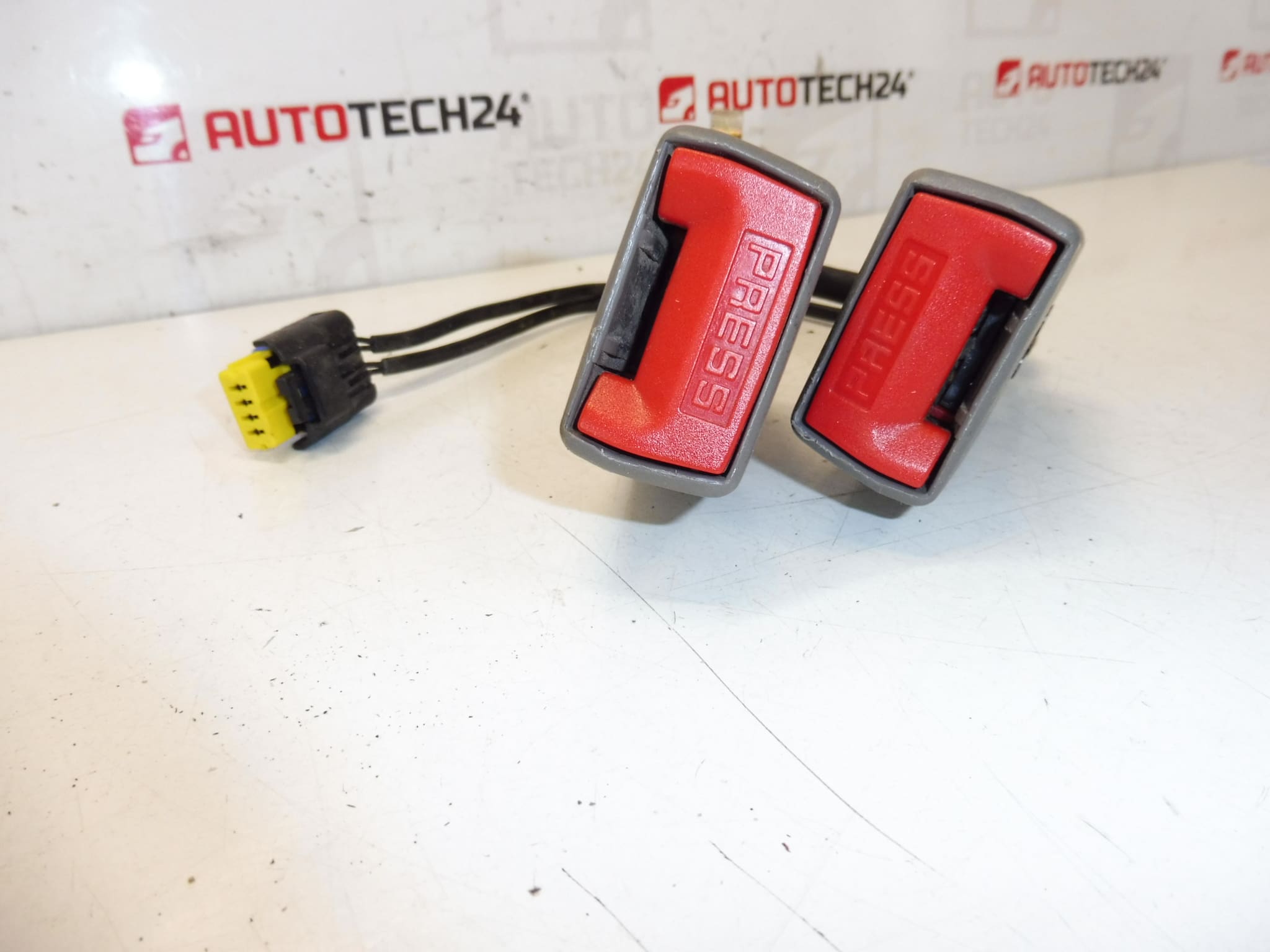 Turvavyön lukko Citroën C5 II 8974W8 - Image 2