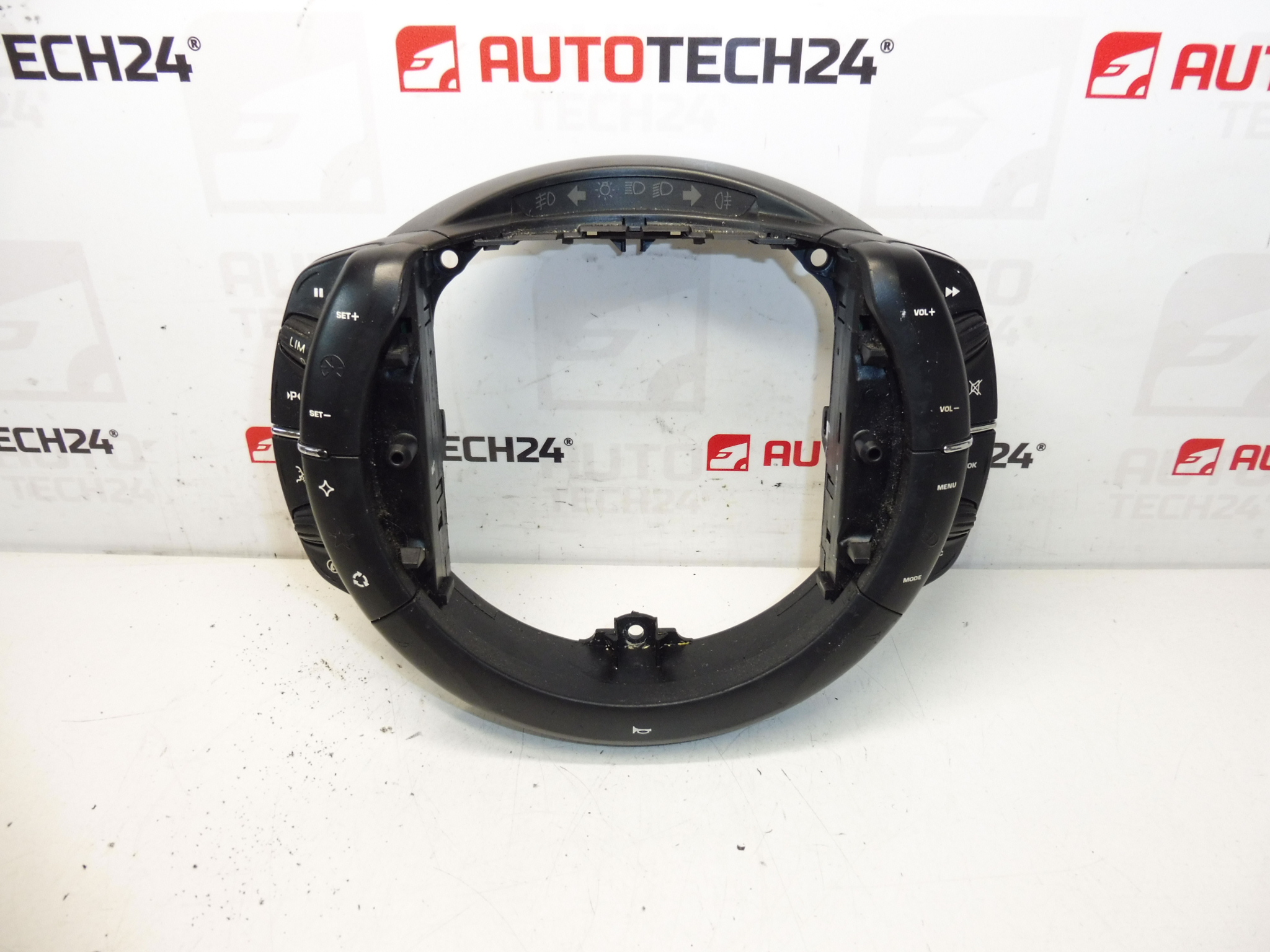 Ohjauspyörän säätimet Citroën C4 ja Picasso 96624941ZD 6242Y9