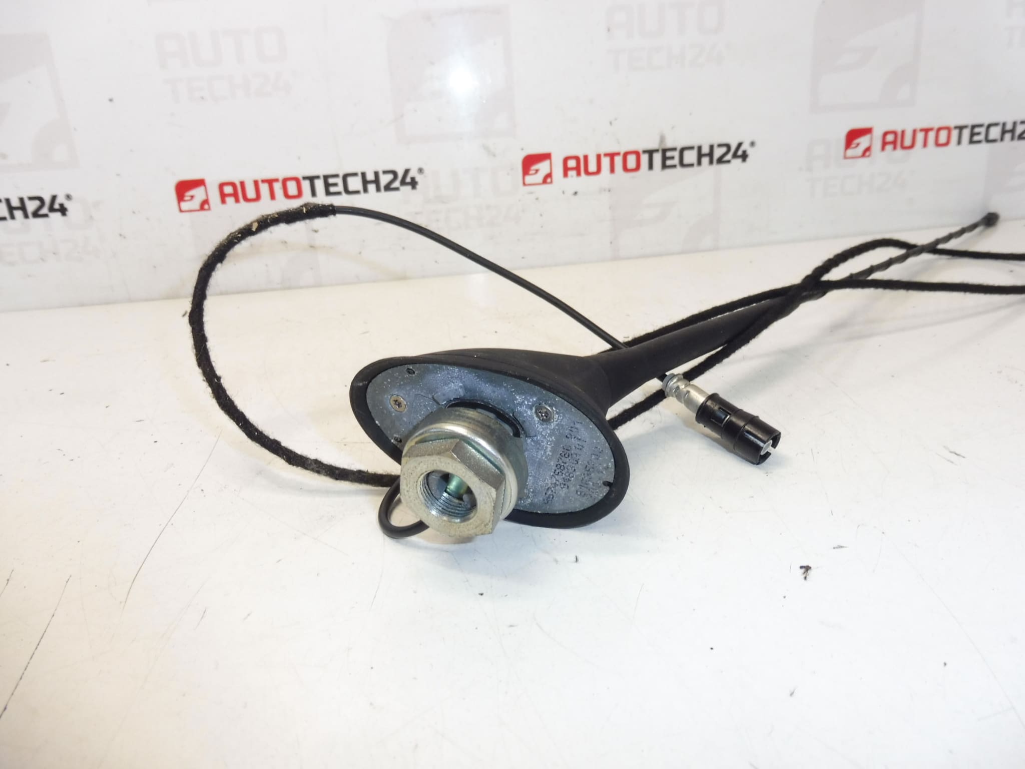 Antenni Peugeot 207 9674768780 6587H9 6587J0 - Image 2