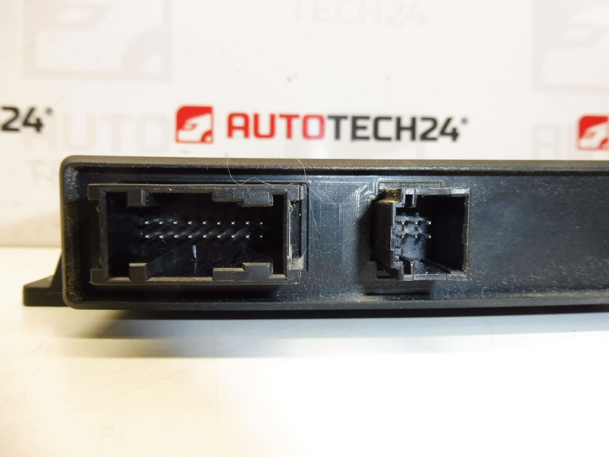 Pysäköintitutka Citroën Peugeot 0263004204 9663821680 - Image 2