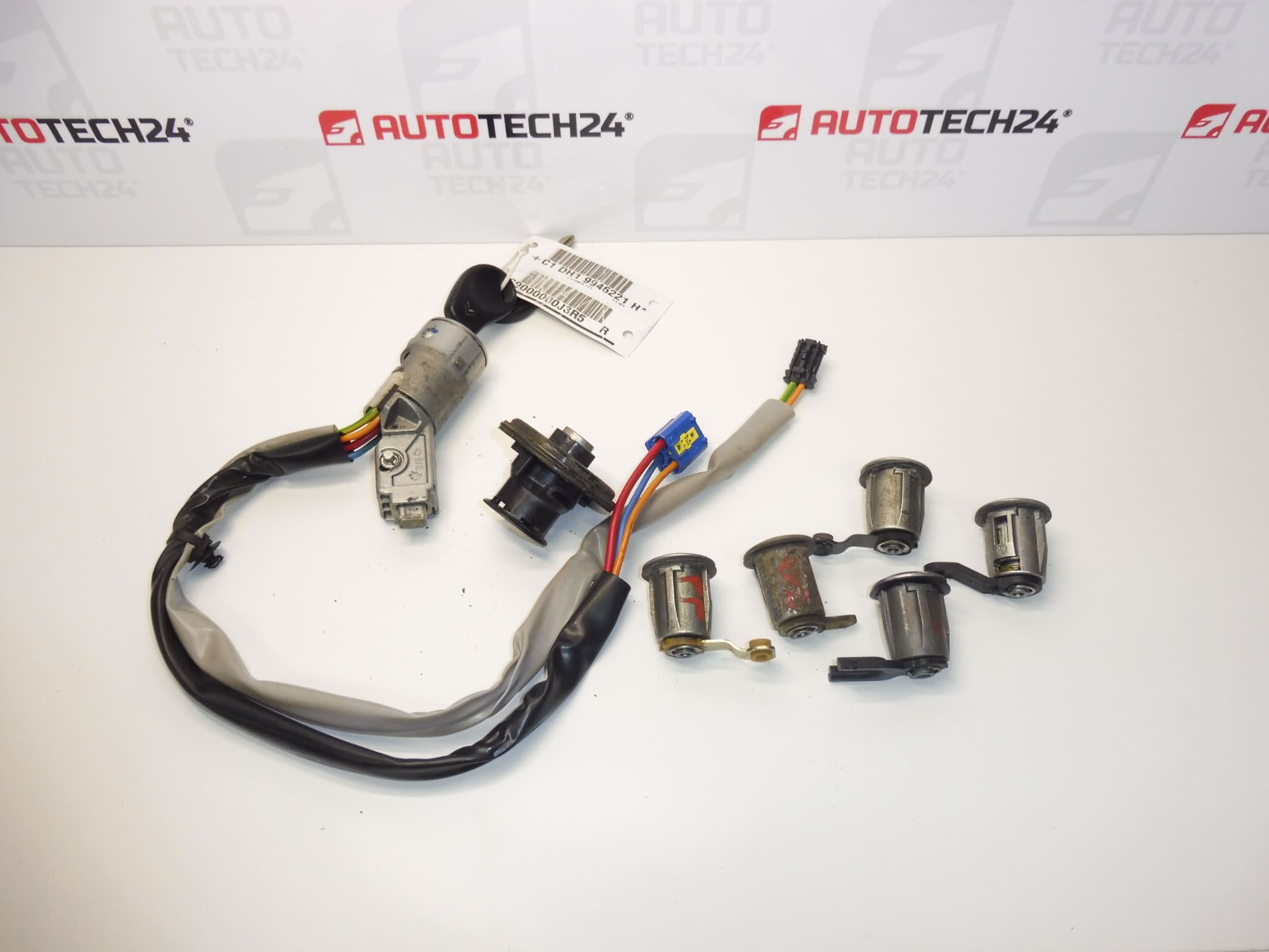 Lukitussetti + 2x avain Citroën Berlingo II 4162CF