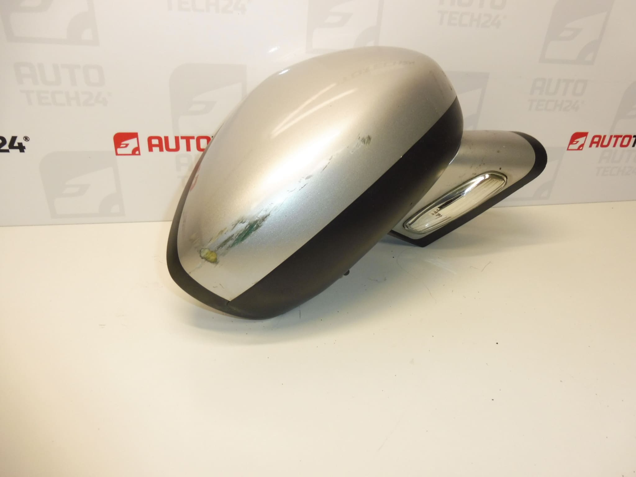 Takapeili Citroen C4 II B7 EZRC 1607024580