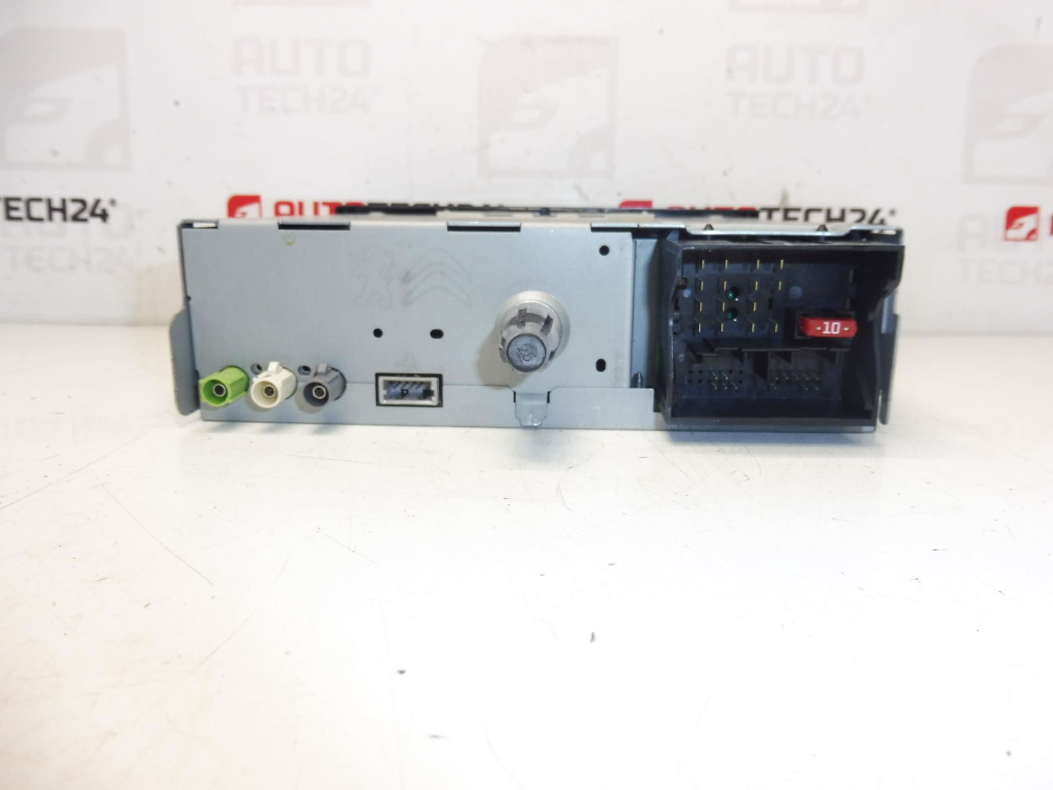 Continental RD45 98041625XT 16108009XT autoradio - Image 2