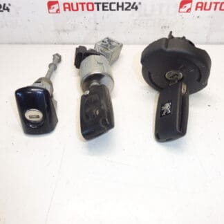 Lukkosarja 2 avainta Peugeot 3008 5008 4162SX 4162KF 4162XT