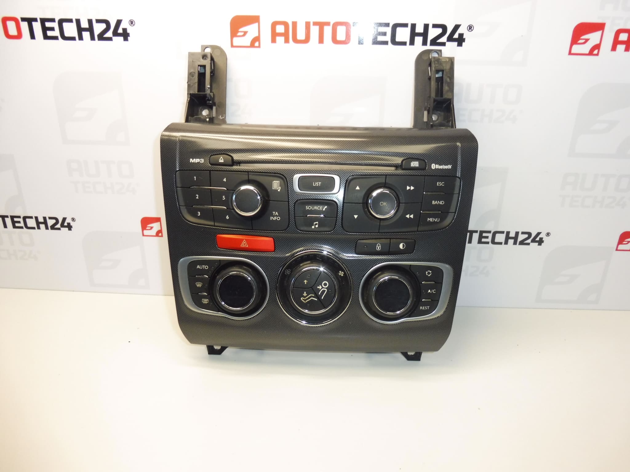 Monitoimipaneeli Citroën C4 II 9666027477 6155HL
