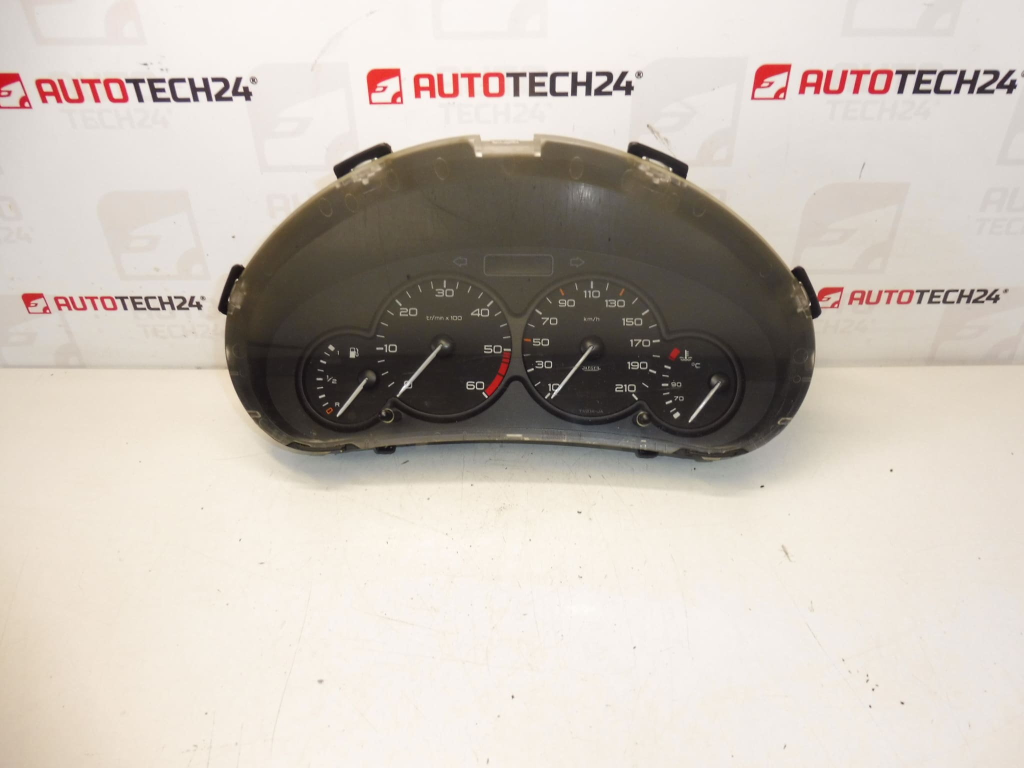 Nopeusmittari 176 tuhat km Peugeot 206 9648836380 6104TX