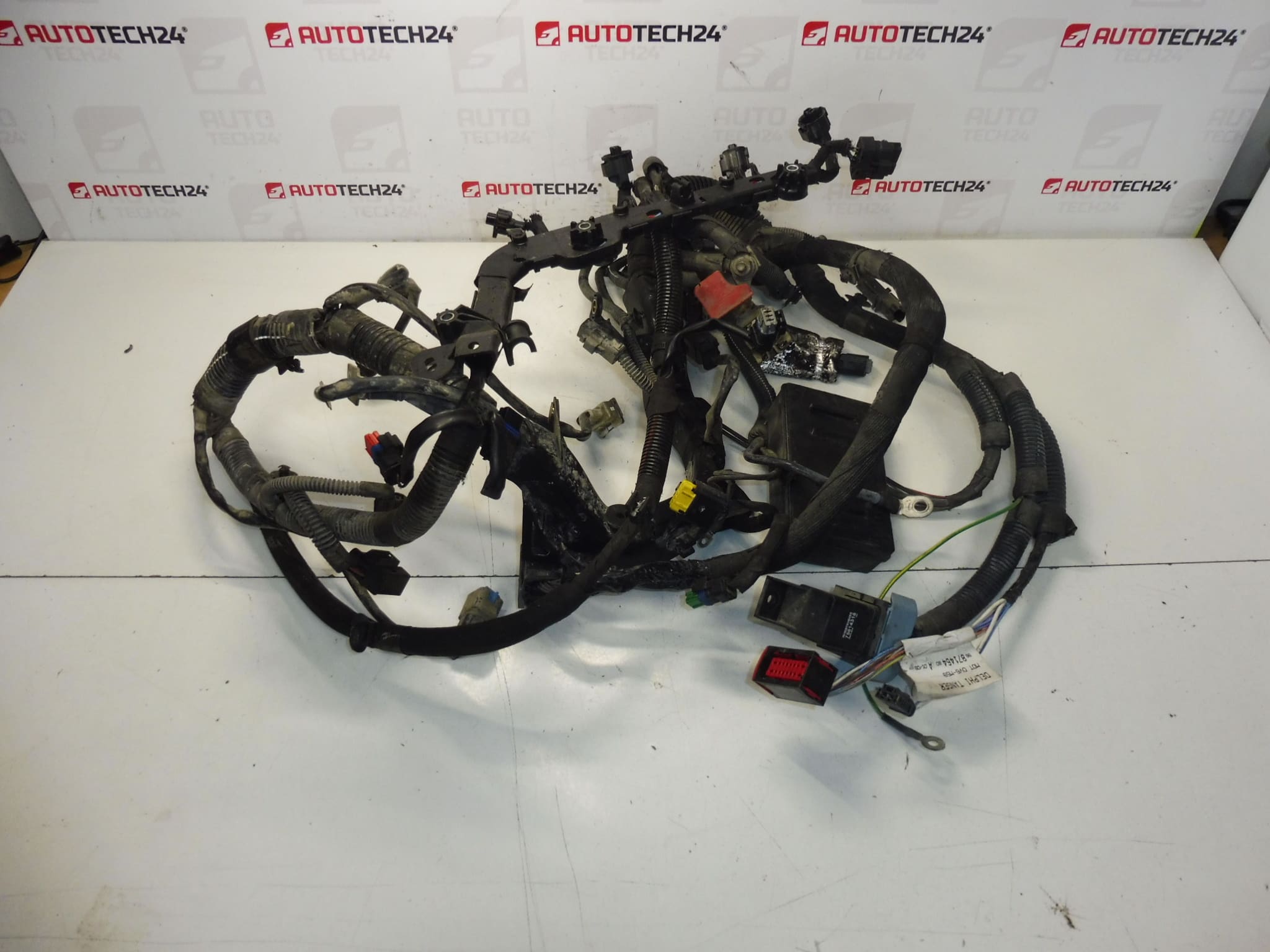 Päämoottorikokoonpano Citroën Peugeot 1.6 HDI 9687146480 658535