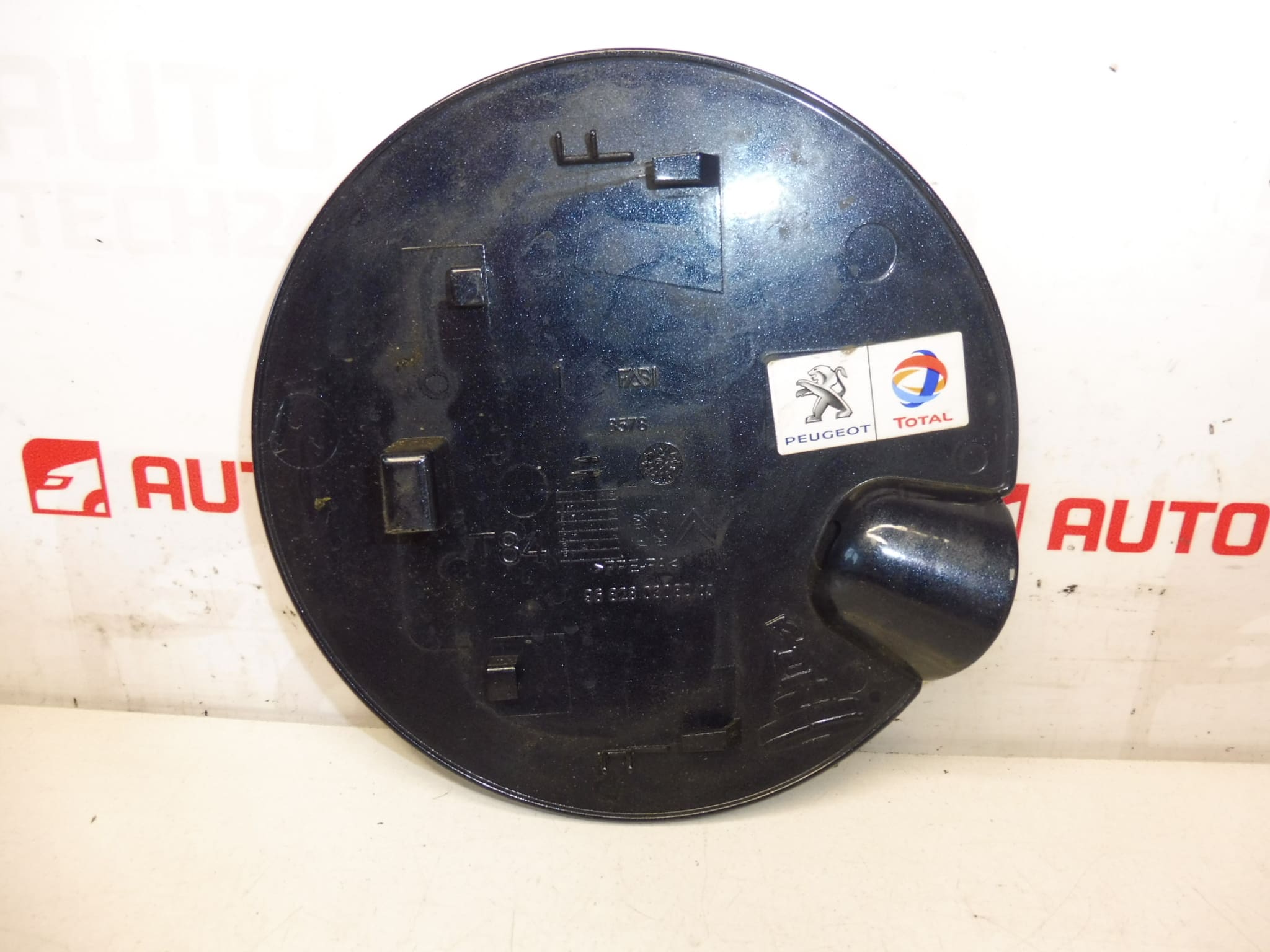 Tankin kannen kansi KGNC Peugeot 3008 9682803080 1517G9 - Image 2