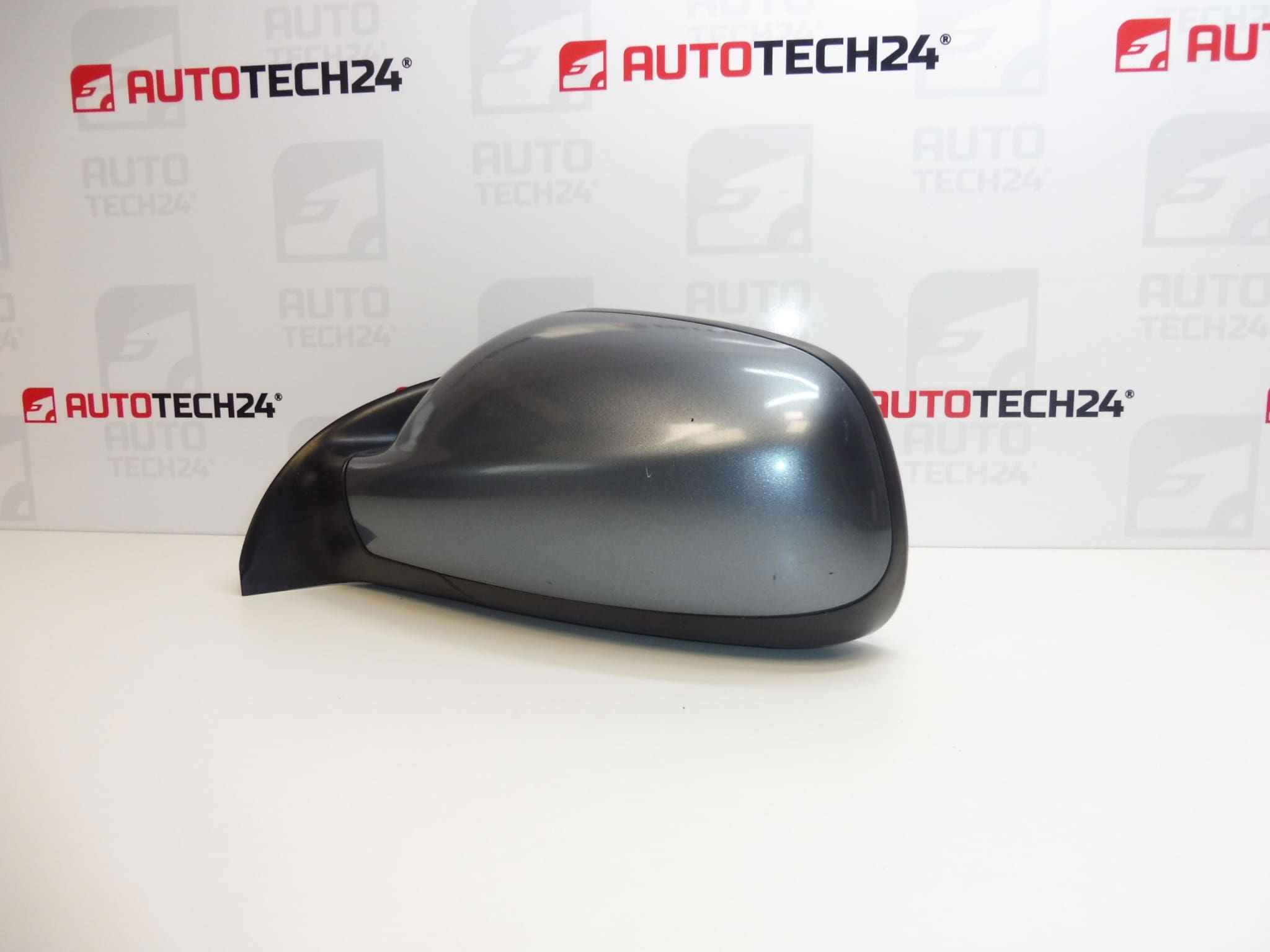 Vasen sähköisesti taittuva sivupeili EZWD Peugeot 307 8149VV